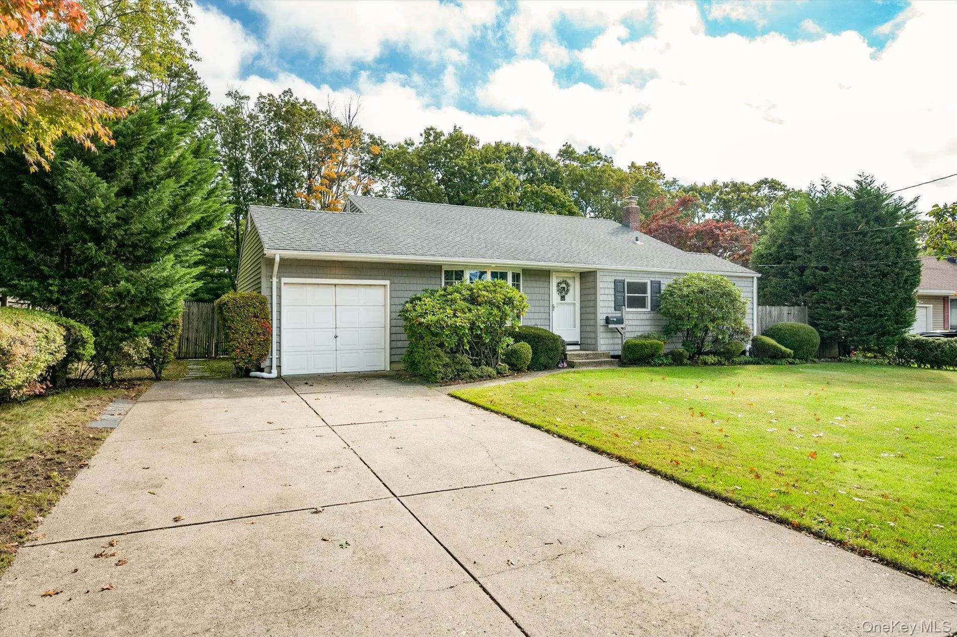 991 Gardiner Drive, Islip, NY, 3 Bedrooms Bedrooms, 7 Rooms Rooms,1 BathroomBathrooms,Residential,For Rent,Gardiner,0,1062234 991 Gardiner Drive, Islip, NY, 3 Bedrooms Bedrooms, 7 Rooms Rooms,1 BathroomBathrooms,Residential,For Rent,Gardiner,0,1062234