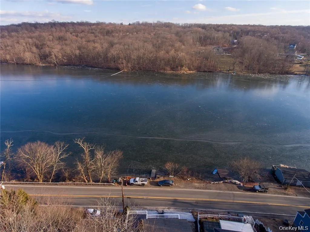 576 Lakes Road, Monroe, NY, 3 Bedroom Bedrooms, 8 Room Rooms,2 BathroomBathrooms,Residential Lease,For Rent,Lakes,0,1062236 576 Lakes Road, Monroe, NY, 3 Bedroom Bedrooms, 8 Room Rooms,2 BathroomBathrooms,Residential Lease,For Rent,Lakes,0,1062236