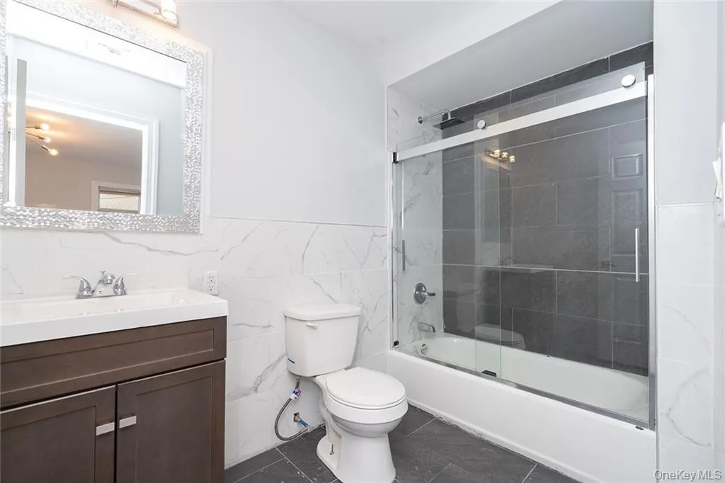 576 Lakes Road, Monroe, NY, 3 Bedroom Bedrooms, 8 Room Rooms,2 BathroomBathrooms,Residential Lease,For Rent,Lakes,0,1062236 576 Lakes Road, Monroe, NY, 3 Bedroom Bedrooms, 8 Room Rooms,2 BathroomBathrooms,Residential Lease,For Rent,Lakes,0,1062236