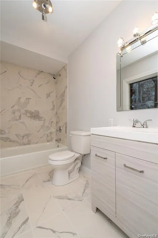 576 Lakes Road, Monroe, NY, 3 Bedroom Bedrooms, 8 Room Rooms,2 BathroomBathrooms,Residential Lease,For Rent,Lakes,0,1062236 576 Lakes Road, Monroe, NY, 3 Bedroom Bedrooms, 8 Room Rooms,2 BathroomBathrooms,Residential Lease,For Rent,Lakes,0,1062236