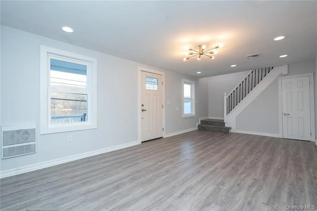 576 Lakes Road, Monroe, NY, 3 Bedroom Bedrooms, 8 Room Rooms,2 BathroomBathrooms,Residential Lease,For Rent,Lakes,0,1062236 576 Lakes Road, Monroe, NY, 3 Bedroom Bedrooms, 8 Room Rooms,2 BathroomBathrooms,Residential Lease,For Rent,Lakes,0,1062236