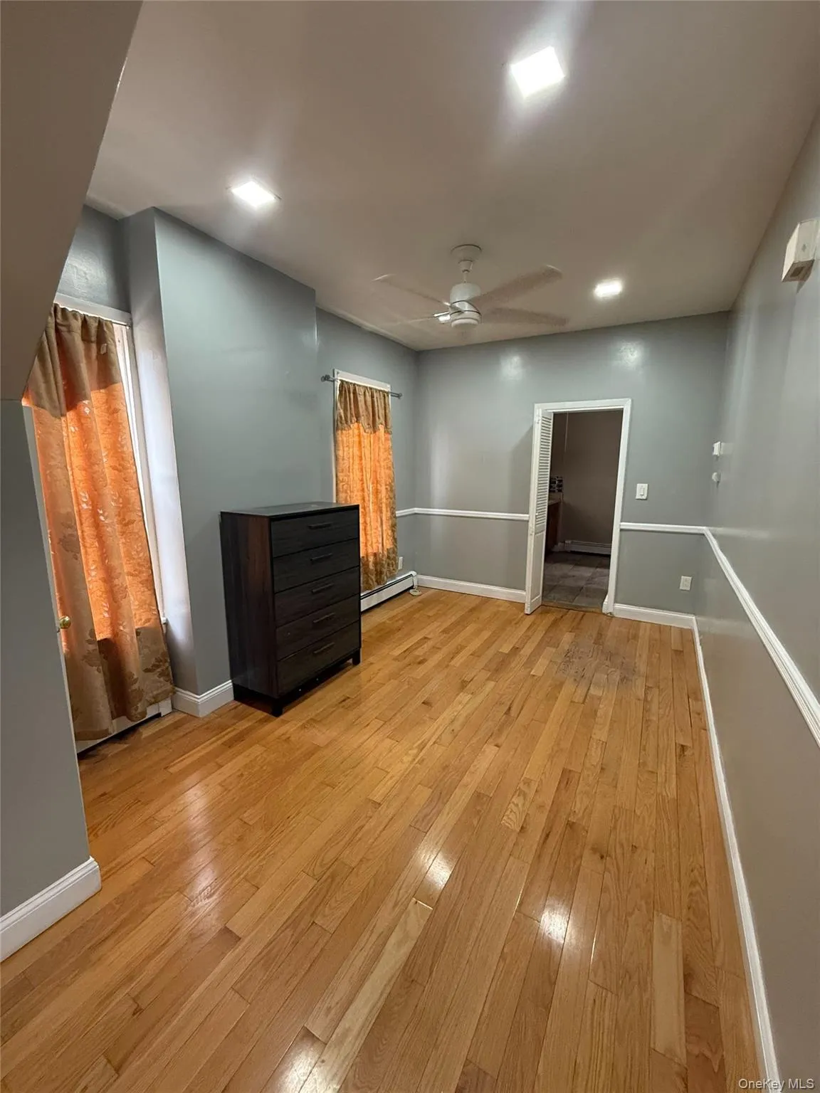 51 Depan Avenue, Hempstead, NY, 2 Bedroom Bedrooms, 5 Room Rooms,1 BathroomBathrooms,Residential Lease,For Rent,Depan,0,1062239 51 Depan Avenue, Hempstead, NY, 2 Bedroom Bedrooms, 5 Room Rooms,1 BathroomBathrooms,Residential Lease,For Rent,Depan,0,1062239