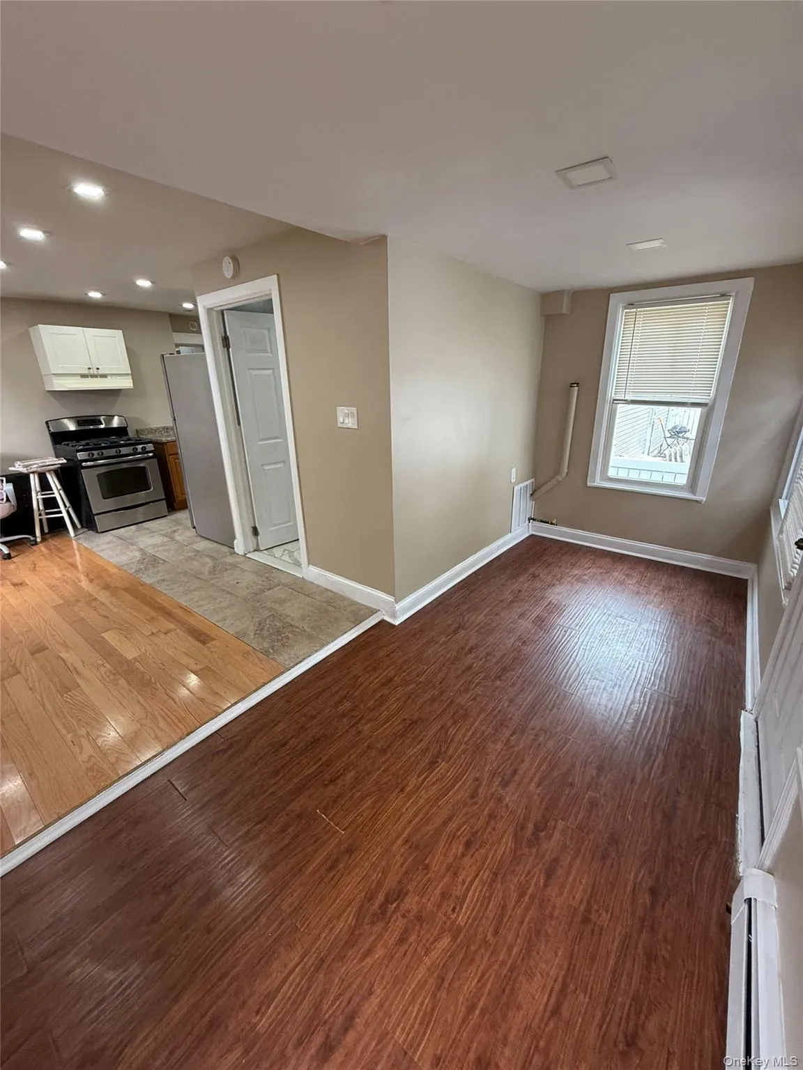 51 Depan Avenue, Hempstead, NY, 2 Bedroom Bedrooms, 5 Room Rooms,1 BathroomBathrooms,Residential Lease,For Rent,Depan,0,1062239 51 Depan Avenue, Hempstead, NY, 2 Bedroom Bedrooms, 5 Room Rooms,1 BathroomBathrooms,Residential Lease,For Rent,Depan,0,1062239
