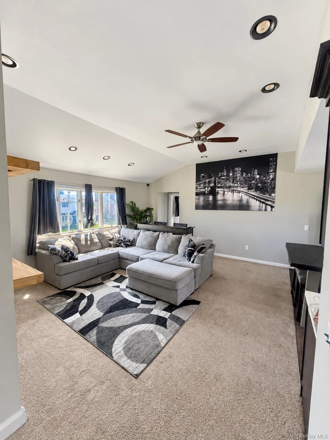5 Irving Road, Babylon, NY, 1 Bedroom Bedrooms, 4 Room Rooms,1 BathroomBathrooms,Residential Lease,For Rent,Irving,0,1062245 5 Irving Road, Babylon, NY, 1 Bedroom Bedrooms, 4 Room Rooms,1 BathroomBathrooms,Residential Lease,For Rent,Irving,0,1062245