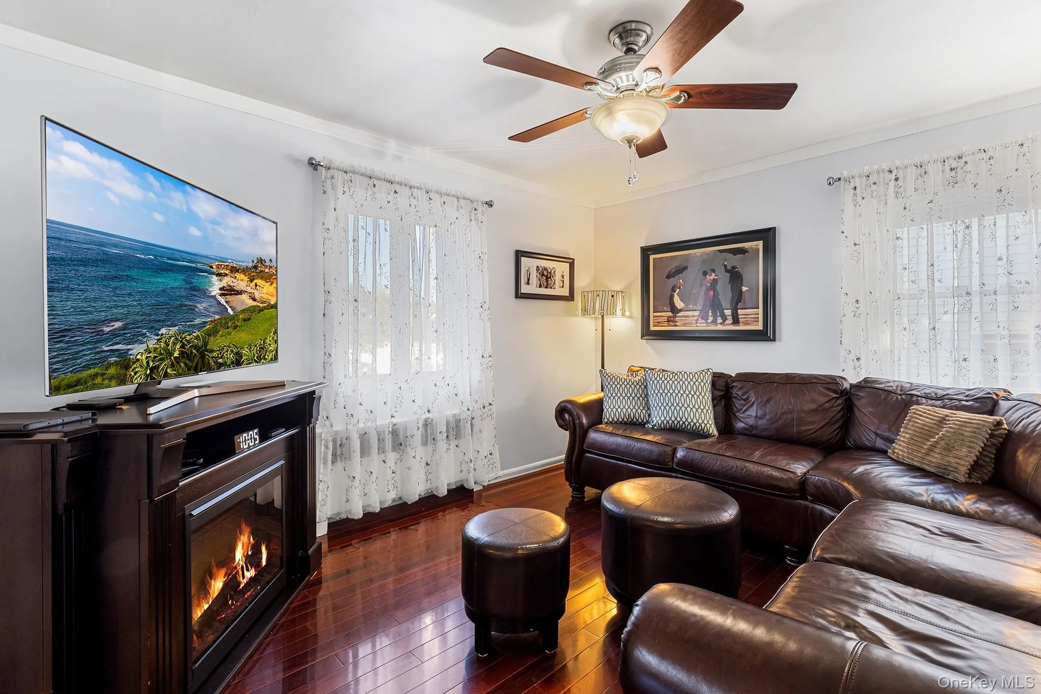 2 Gateway, Oyster Bay, NY, 4 Bedrooms Bedrooms, 8 Rooms Rooms,2 BathroomsBathrooms,Residential,For Rent,Gateway,0,1062257 2 Gateway, Oyster Bay, NY, 4 Bedrooms Bedrooms, 8 Rooms Rooms,2 BathroomsBathrooms,Residential,For Rent,Gateway,0,1062257