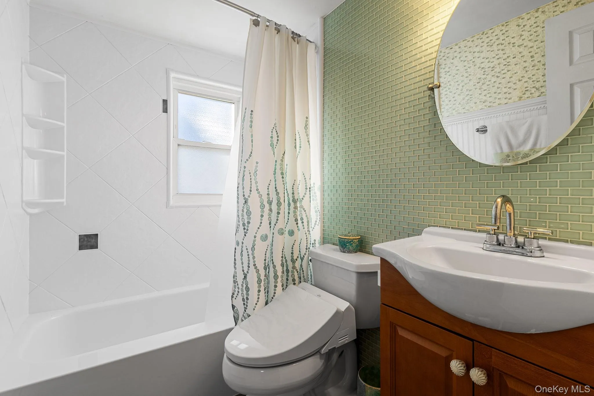 2 Gateway, Oyster Bay, NY, 4 Bedrooms Bedrooms, 8 Rooms Rooms,2 BathroomsBathrooms,Residential,For Rent,Gateway,0,1062257 2 Gateway, Oyster Bay, NY, 4 Bedrooms Bedrooms, 8 Rooms Rooms,2 BathroomsBathrooms,Residential,For Rent,Gateway,0,1062257