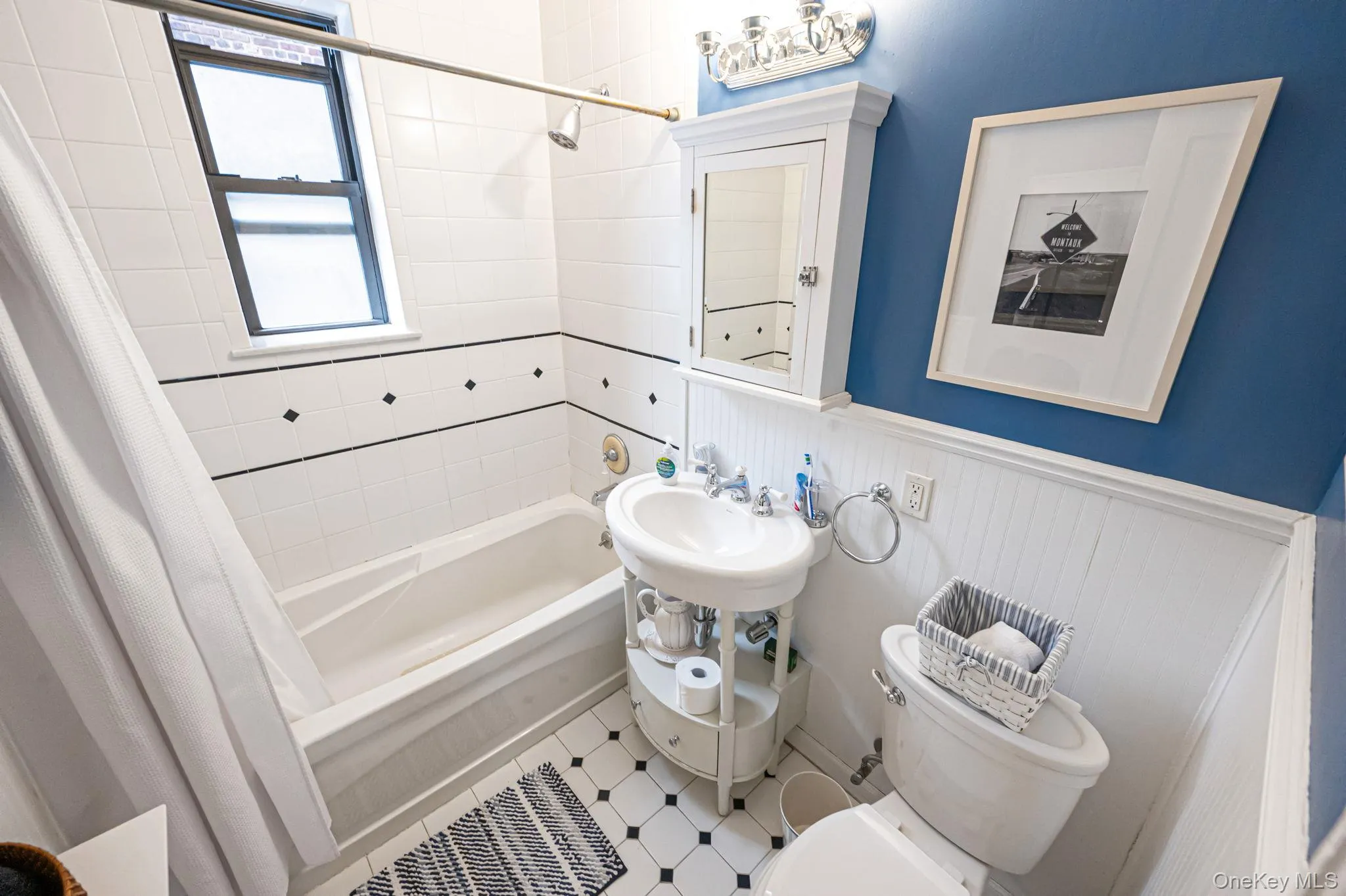 109-14 Ascan Avenue, New York, NY, 2 Bedroom Bedrooms, 5 Room Rooms,1 BathroomBathrooms,Residential Lease,For Rent,Ascan,0,1062262 109-14 Ascan Avenue, New York, NY, 2 Bedroom Bedrooms, 5 Room Rooms,1 BathroomBathrooms,Residential Lease,For Rent,Ascan,0,1062262