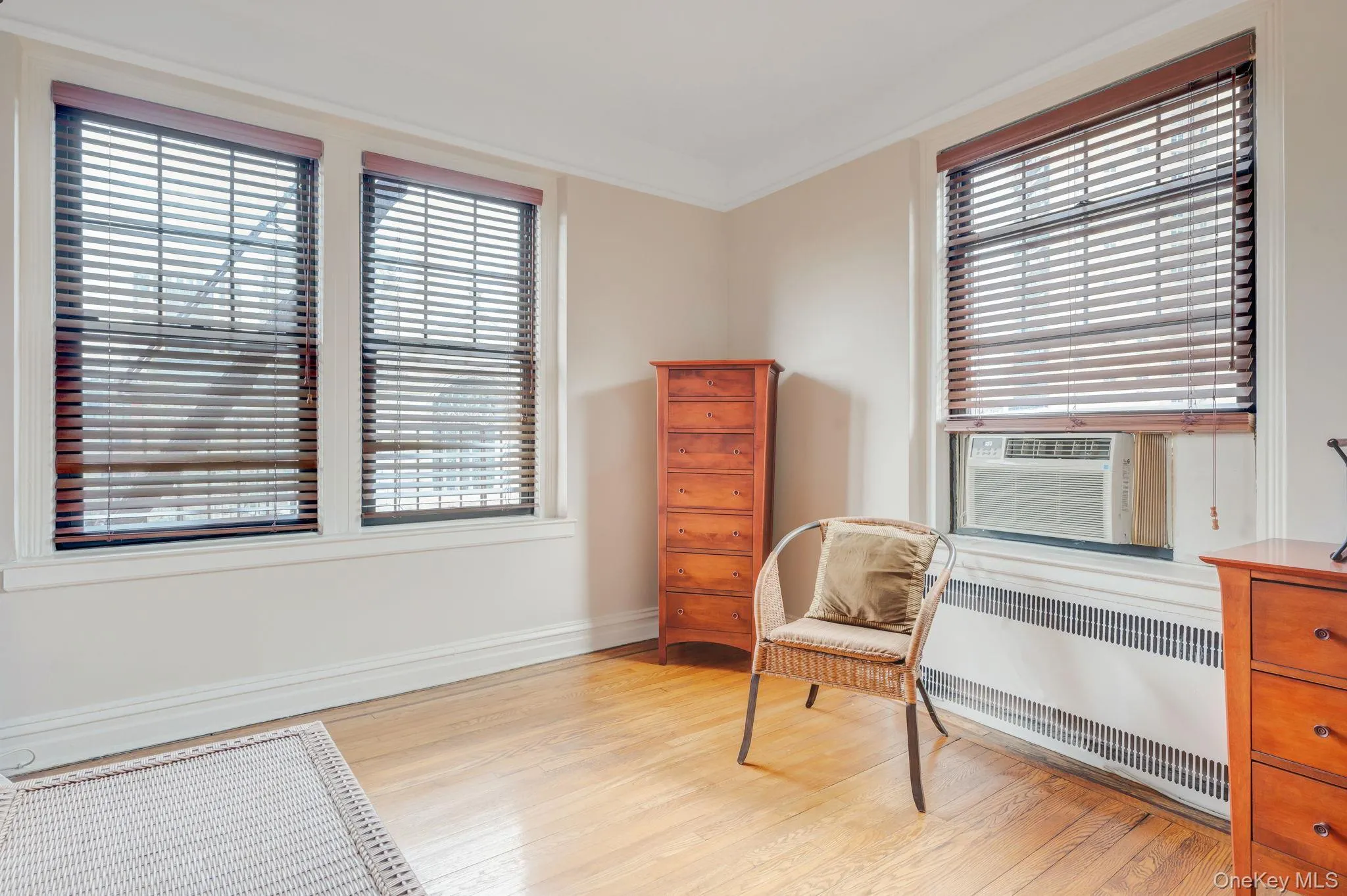 109-14 Ascan Avenue, New York, NY, 2 Bedroom Bedrooms, 5 Room Rooms,1 BathroomBathrooms,Residential Lease,For Rent,Ascan,0,1062262 109-14 Ascan Avenue, New York, NY, 2 Bedroom Bedrooms, 5 Room Rooms,1 BathroomBathrooms,Residential Lease,For Rent,Ascan,0,1062262