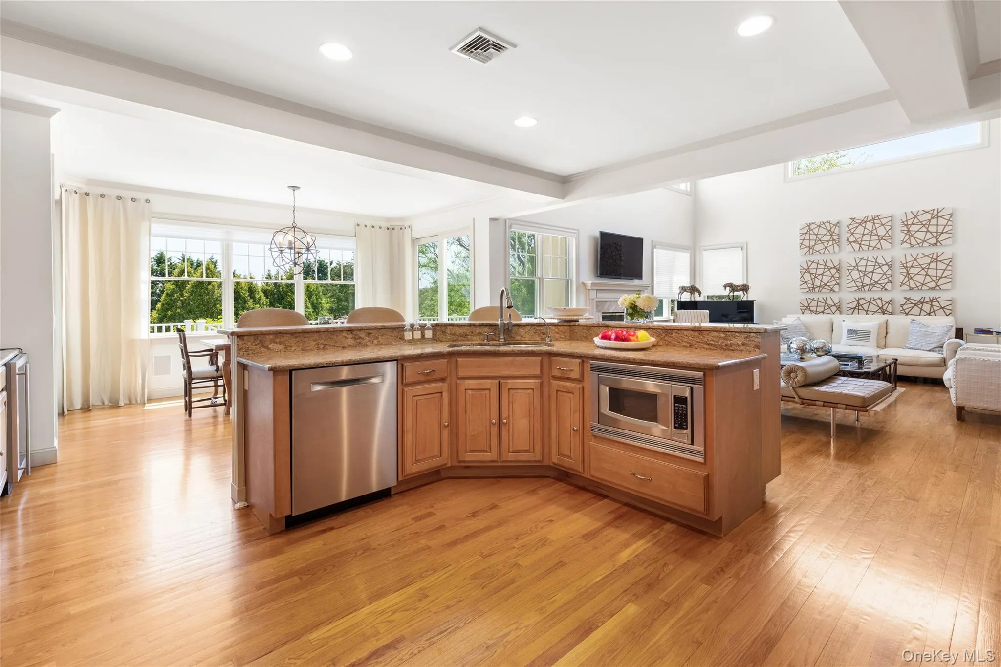 7 Stillwaters Lane, Southampton, NY, 6 Bedroom Bedrooms, 12 Room Rooms,4 BathroomBathrooms,Residential Lease,For Rent,Stillwaters,0,1062265 7 Stillwaters Lane, Southampton, NY, 6 Bedroom Bedrooms, 12 Room Rooms,4 BathroomBathrooms,Residential Lease,For Rent,Stillwaters,0,1062265