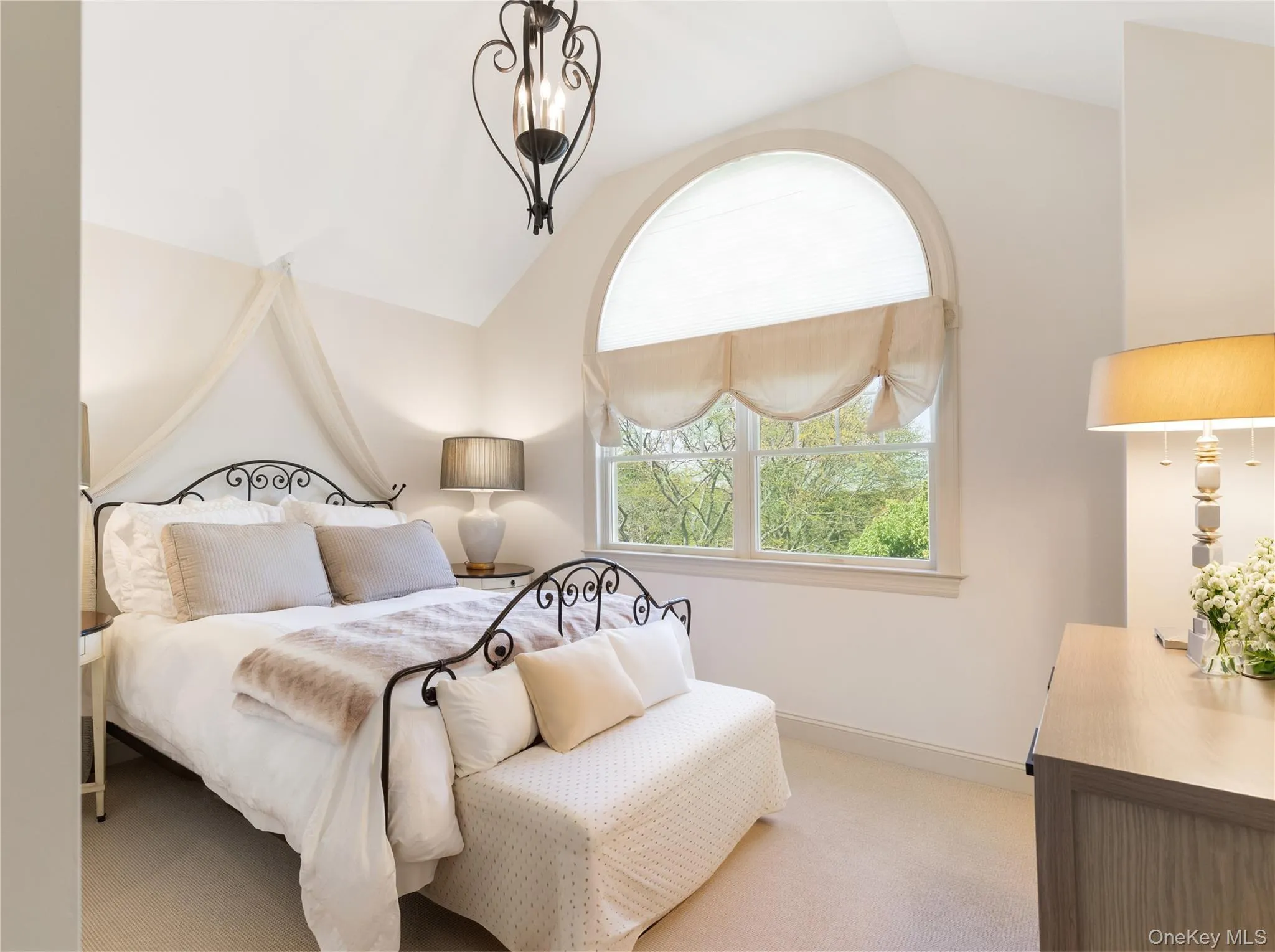 7 Stillwaters Lane, Southampton, NY, 6 Bedroom Bedrooms, 12 Room Rooms,4 BathroomBathrooms,Residential Lease,For Rent,Stillwaters,0,1062265 7 Stillwaters Lane, Southampton, NY, 6 Bedroom Bedrooms, 12 Room Rooms,4 BathroomBathrooms,Residential Lease,For Rent,Stillwaters,0,1062265