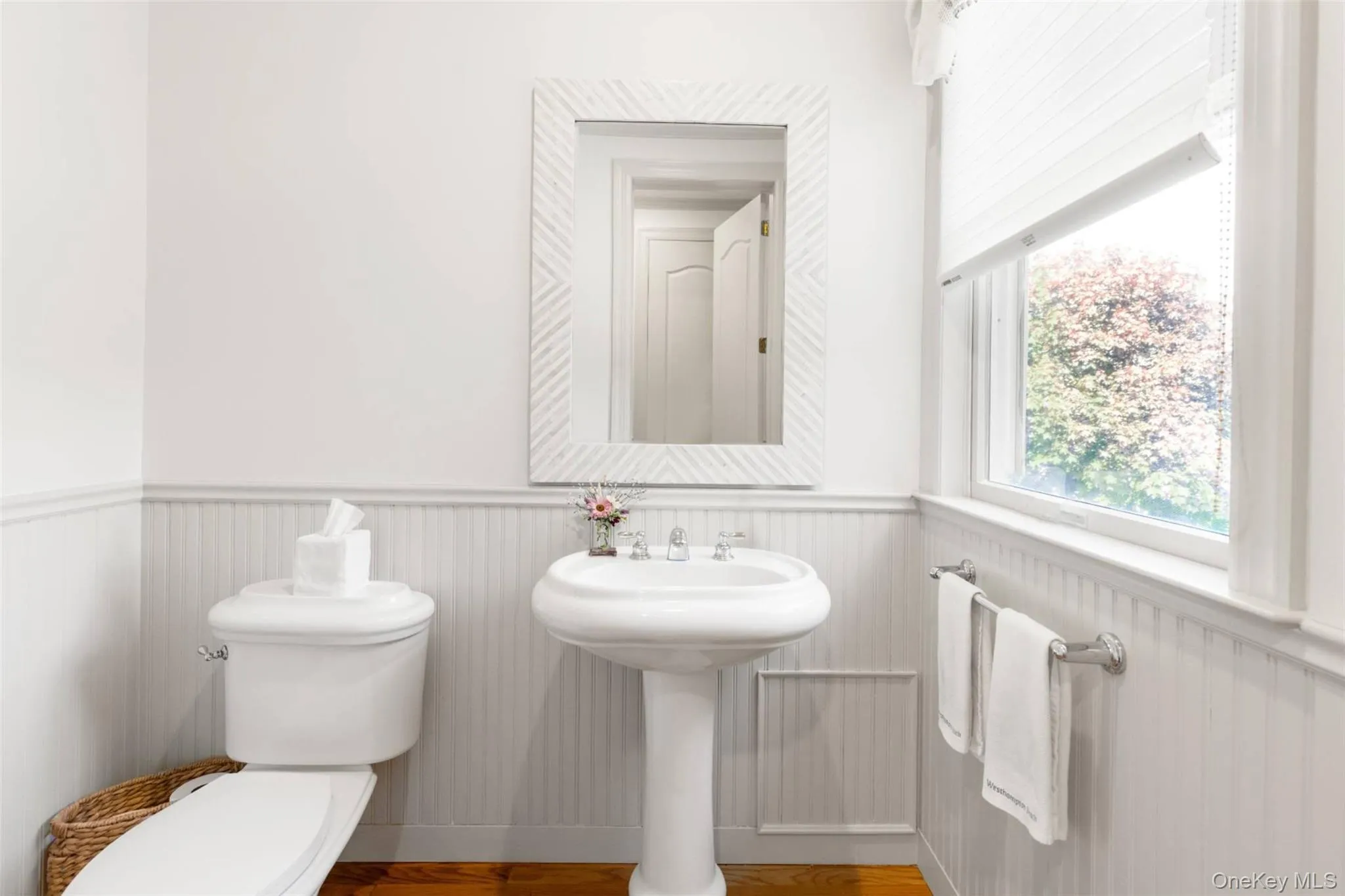 7 Stillwaters Lane, Southampton, NY, 6 Bedroom Bedrooms, 12 Room Rooms,4 BathroomBathrooms,Residential Lease,For Rent,Stillwaters,0,1062265 7 Stillwaters Lane, Southampton, NY, 6 Bedroom Bedrooms, 12 Room Rooms,4 BathroomBathrooms,Residential Lease,For Rent,Stillwaters,0,1062265