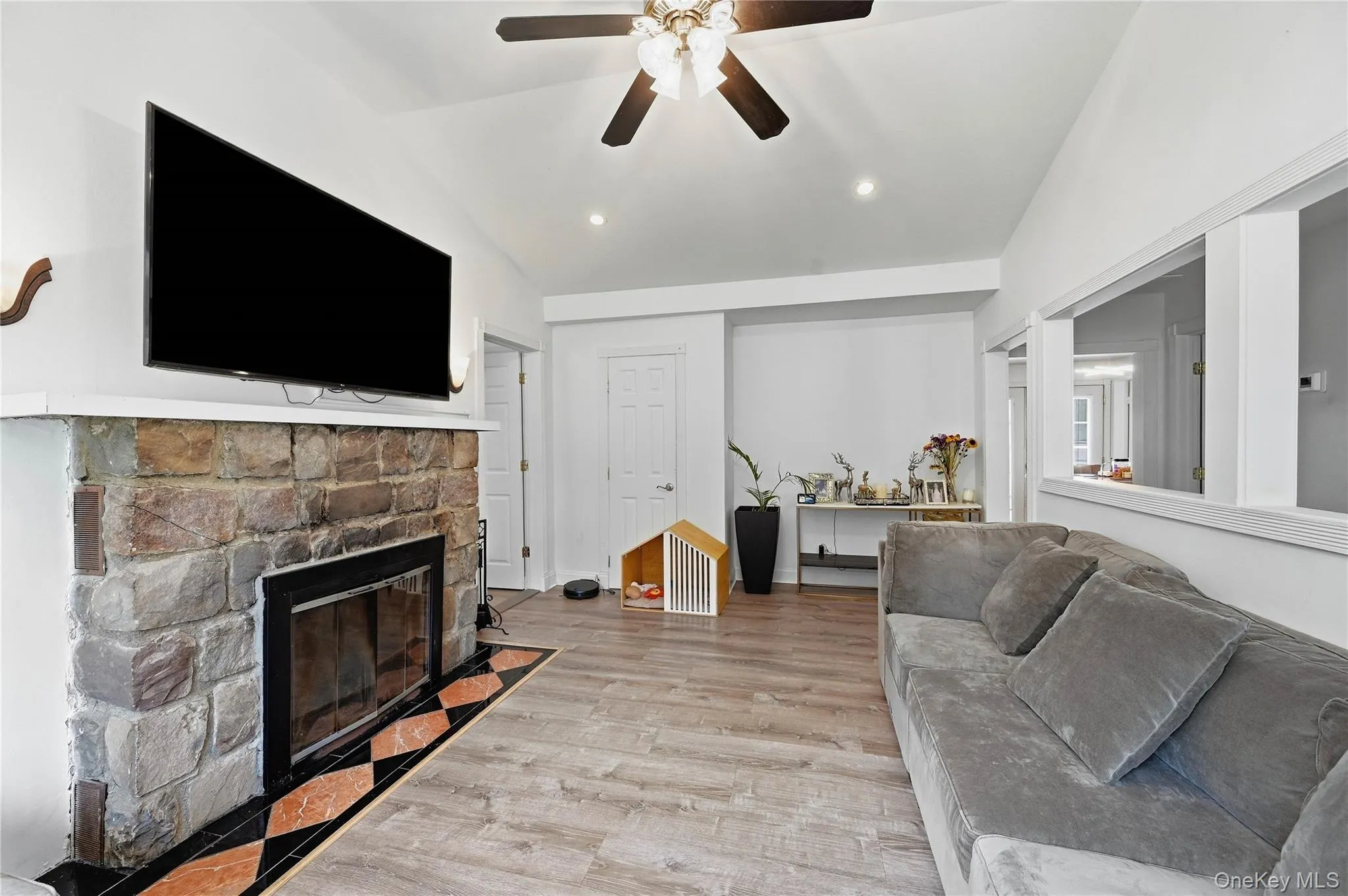 6 Mc Gill Road, Monroe, NY, 2 Bedrooms Bedrooms, 5 Rooms Rooms,1 BathroomBathrooms,Residential,For Rent,Mc Gill,0,1062267 6 Mc Gill Road, Monroe, NY, 2 Bedrooms Bedrooms, 5 Rooms Rooms,1 BathroomBathrooms,Residential,For Rent,Mc Gill,0,1062267