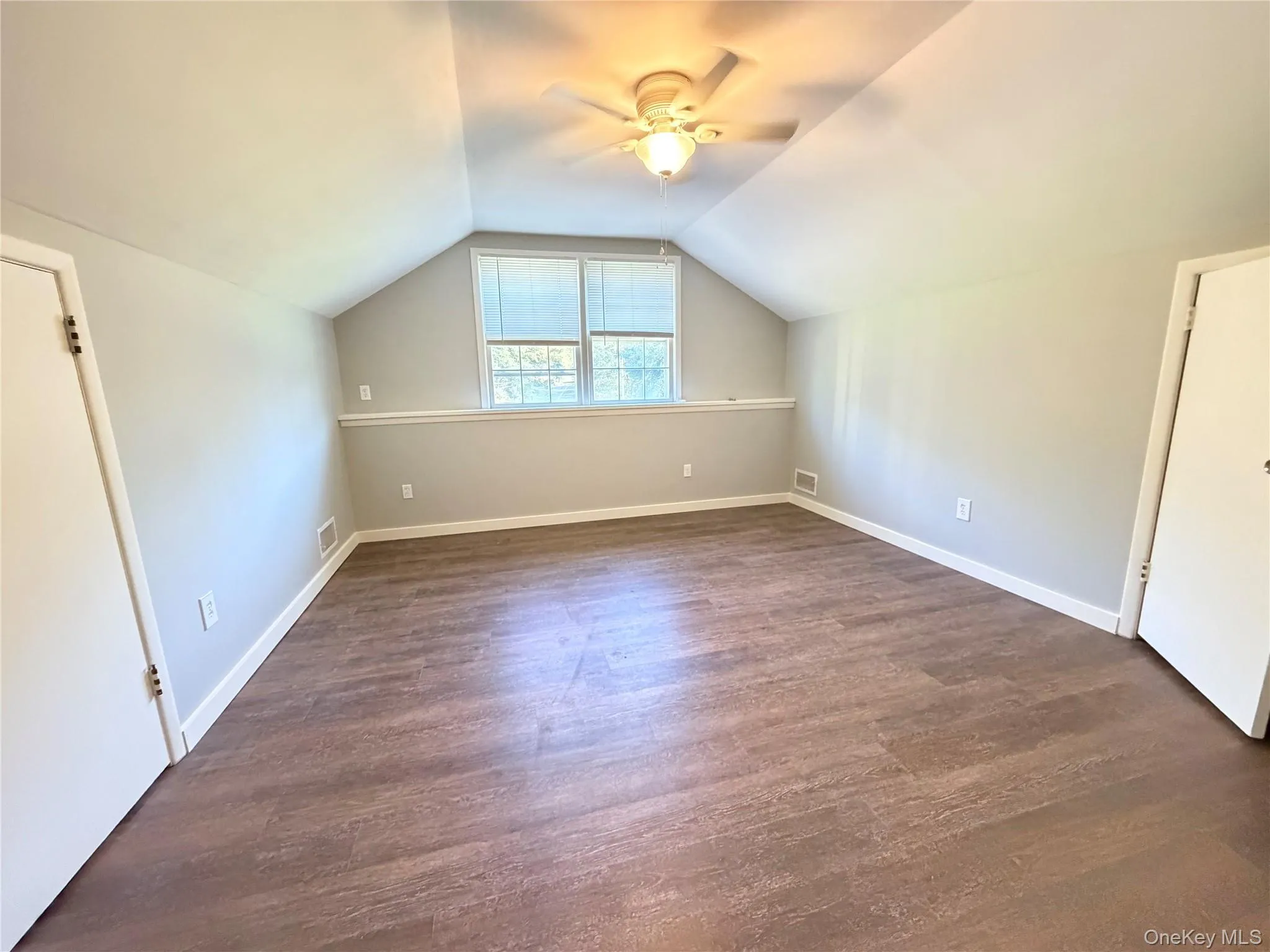 33 Howells Turnpike, Wallkill, NY, 2 Bedroom Bedrooms, 8 Room Rooms,2 BathroomBathrooms,Residential Lease,For Rent,Howells,0,1062268 33 Howells Turnpike, Wallkill, NY, 2 Bedroom Bedrooms, 8 Room Rooms,2 BathroomBathrooms,Residential Lease,For Rent,Howells,0,1062268