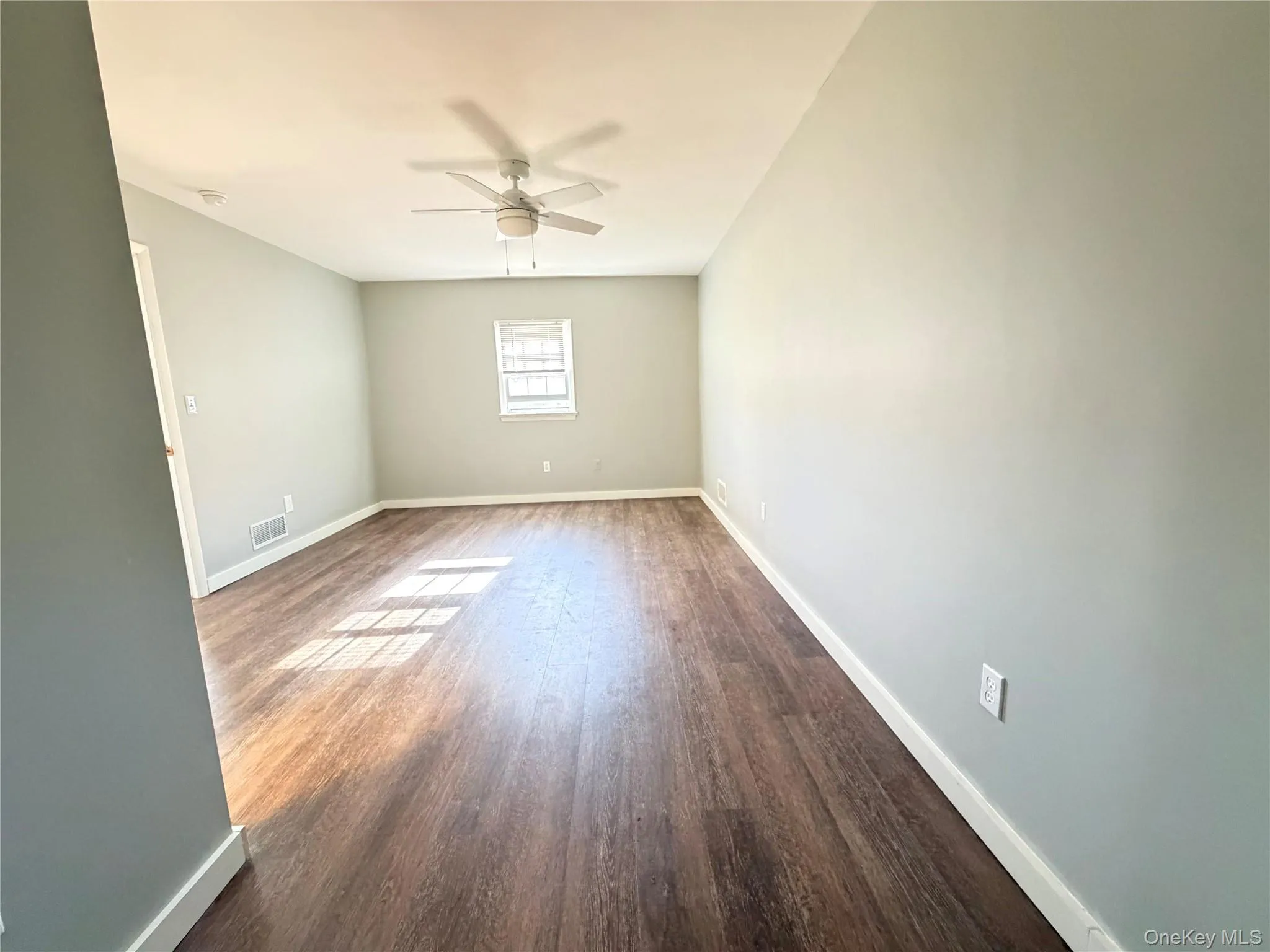 33 Howells Turnpike, Wallkill, NY, 2 Bedroom Bedrooms, 8 Room Rooms,2 BathroomBathrooms,Residential Lease,For Rent,Howells,0,1062268 33 Howells Turnpike, Wallkill, NY, 2 Bedroom Bedrooms, 8 Room Rooms,2 BathroomBathrooms,Residential Lease,For Rent,Howells,0,1062268