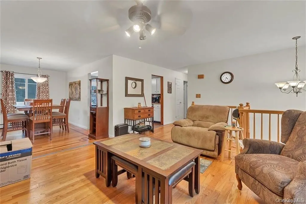 20 Capital Drive, Blooming Grove, NY, 4 Bedroom Bedrooms, 8 Room Rooms,2 BathroomBathrooms,Residential Lease,For Rent,Capital,0,1062270 20 Capital Drive, Blooming Grove, NY, 4 Bedroom Bedrooms, 8 Room Rooms,2 BathroomBathrooms,Residential Lease,For Rent,Capital,0,1062270