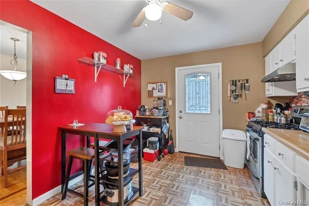 20 Capital Drive, Blooming Grove, NY, 4 Bedroom Bedrooms, 8 Room Rooms,2 BathroomBathrooms,Residential Lease,For Rent,Capital,0,1062270 20 Capital Drive, Blooming Grove, NY, 4 Bedroom Bedrooms, 8 Room Rooms,2 BathroomBathrooms,Residential Lease,For Rent,Capital,0,1062270