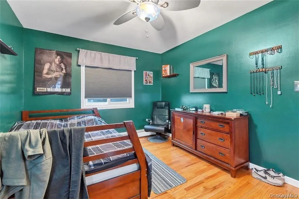 20 Capital Drive, Blooming Grove, NY, 4 Bedroom Bedrooms, 8 Room Rooms,2 BathroomBathrooms,Residential Lease,For Rent,Capital,0,1062270 20 Capital Drive, Blooming Grove, NY, 4 Bedroom Bedrooms, 8 Room Rooms,2 BathroomBathrooms,Residential Lease,For Rent,Capital,0,1062270