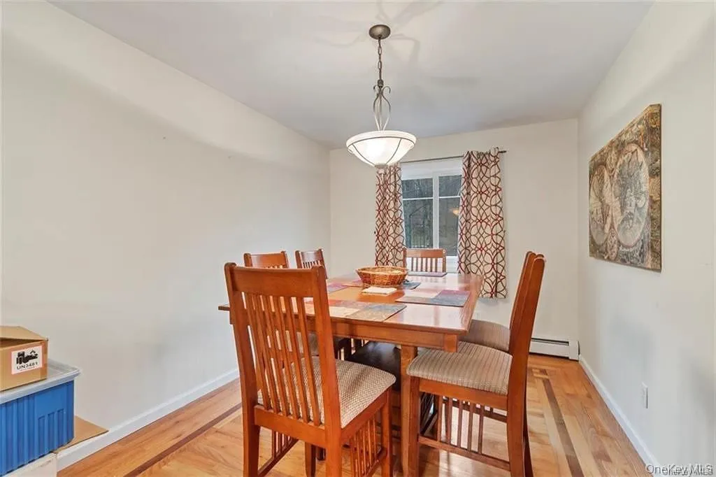 20 Capital Drive, Blooming Grove, NY, 4 Bedroom Bedrooms, 8 Room Rooms,2 BathroomBathrooms,Residential Lease,For Rent,Capital,0,1062270 20 Capital Drive, Blooming Grove, NY, 4 Bedroom Bedrooms, 8 Room Rooms,2 BathroomBathrooms,Residential Lease,For Rent,Capital,0,1062270