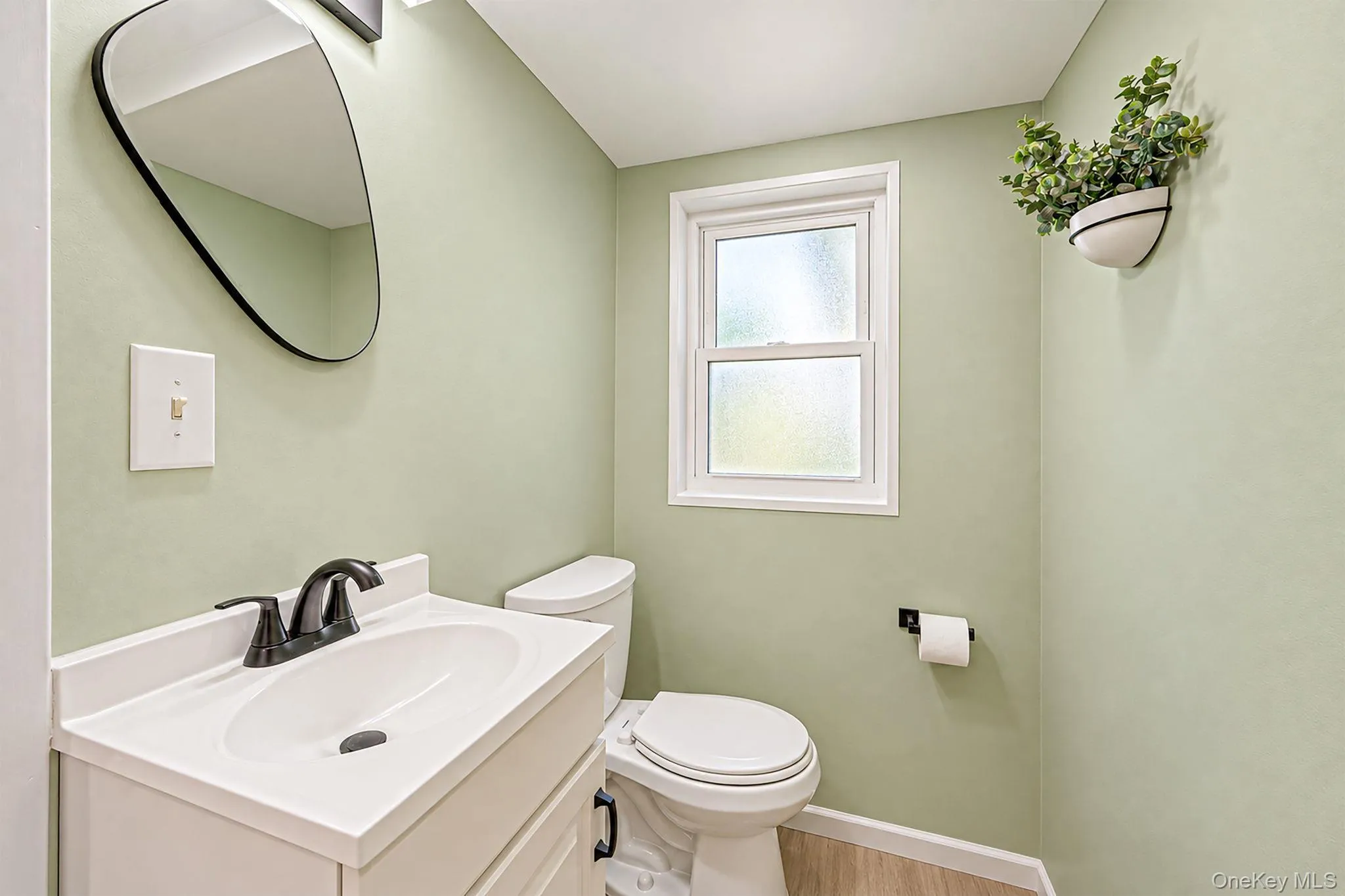 9 Shell Road, Brookhaven, NY, 2 Bedrooms Bedrooms, 5 Rooms Rooms,1 BathroomBathrooms,Residential,For Rent,Shell,0,1062274 9 Shell Road, Brookhaven, NY, 2 Bedrooms Bedrooms, 5 Rooms Rooms,1 BathroomBathrooms,Residential,For Rent,Shell,0,1062274