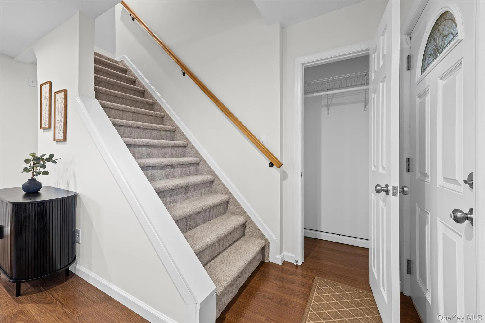 234 Division Avenue, Oyster Bay, NY, 4 Bedrooms Bedrooms, 6 Rooms Rooms,1 BathroomBathrooms,Residential,For Rent,Division,0,1062275 234 Division Avenue, Oyster Bay, NY, 4 Bedrooms Bedrooms, 6 Rooms Rooms,1 BathroomBathrooms,Residential,For Rent,Division,0,1062275