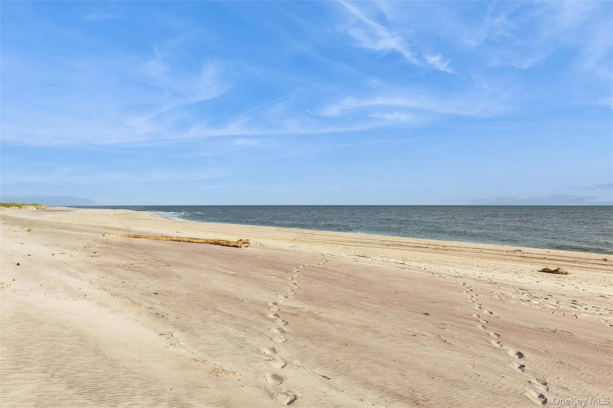 281 Dune Road, Southampton, NY, 2 Bedrooms Bedrooms, 4 Rooms Rooms,2 BathroomsBathrooms,Residential Lease,For Rent,Dune,0,1062293 281 Dune Road, Southampton, NY, 2 Bedrooms Bedrooms, 4 Rooms Rooms,2 BathroomsBathrooms,Residential Lease,For Rent,Dune,0,1062293