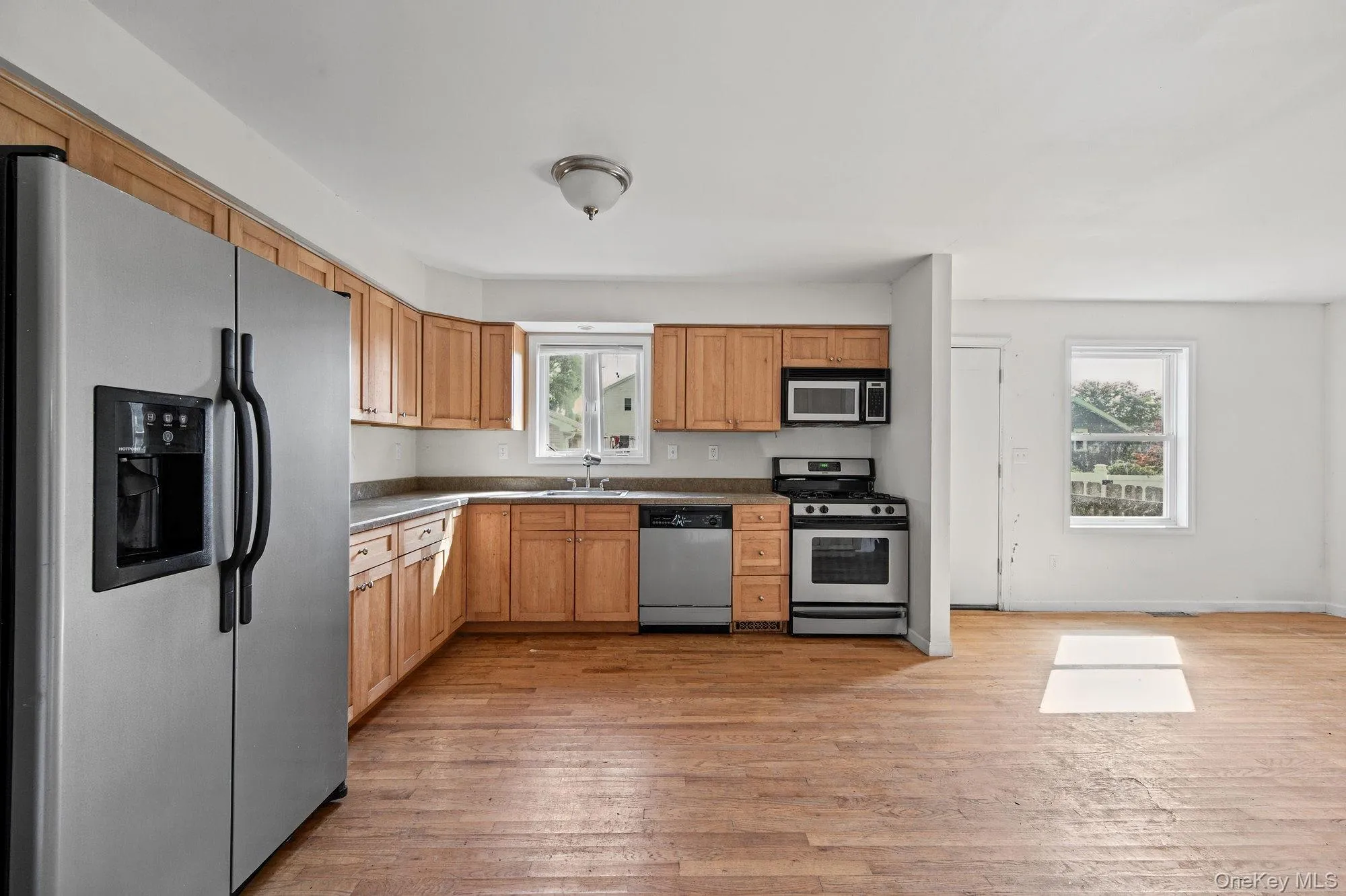 27 Thompson Street, Port Jervis, NY, 3 Bedrooms Bedrooms, 6 Rooms Rooms,1 BathroomBathrooms,Residential,For Rent,Thompson,0,1062296 27 Thompson Street, Port Jervis, NY, 3 Bedrooms Bedrooms, 6 Rooms Rooms,1 BathroomBathrooms,Residential,For Rent,Thompson,0,1062296