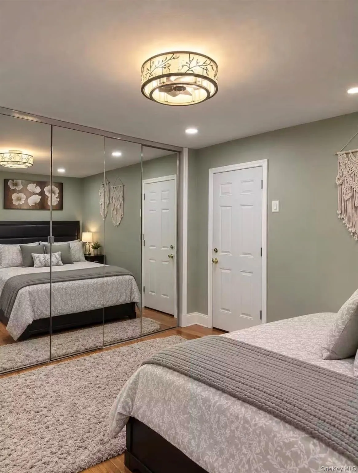 15531 Huron Street, New York, NY, 3 Bedroom Bedrooms, 9 Room Rooms,2 BathroomBathrooms,Residential Lease,For Rent,Huron,0,1062301 15531 Huron Street, New York, NY, 3 Bedroom Bedrooms, 9 Room Rooms,2 BathroomBathrooms,Residential Lease,For Rent,Huron,0,1062301