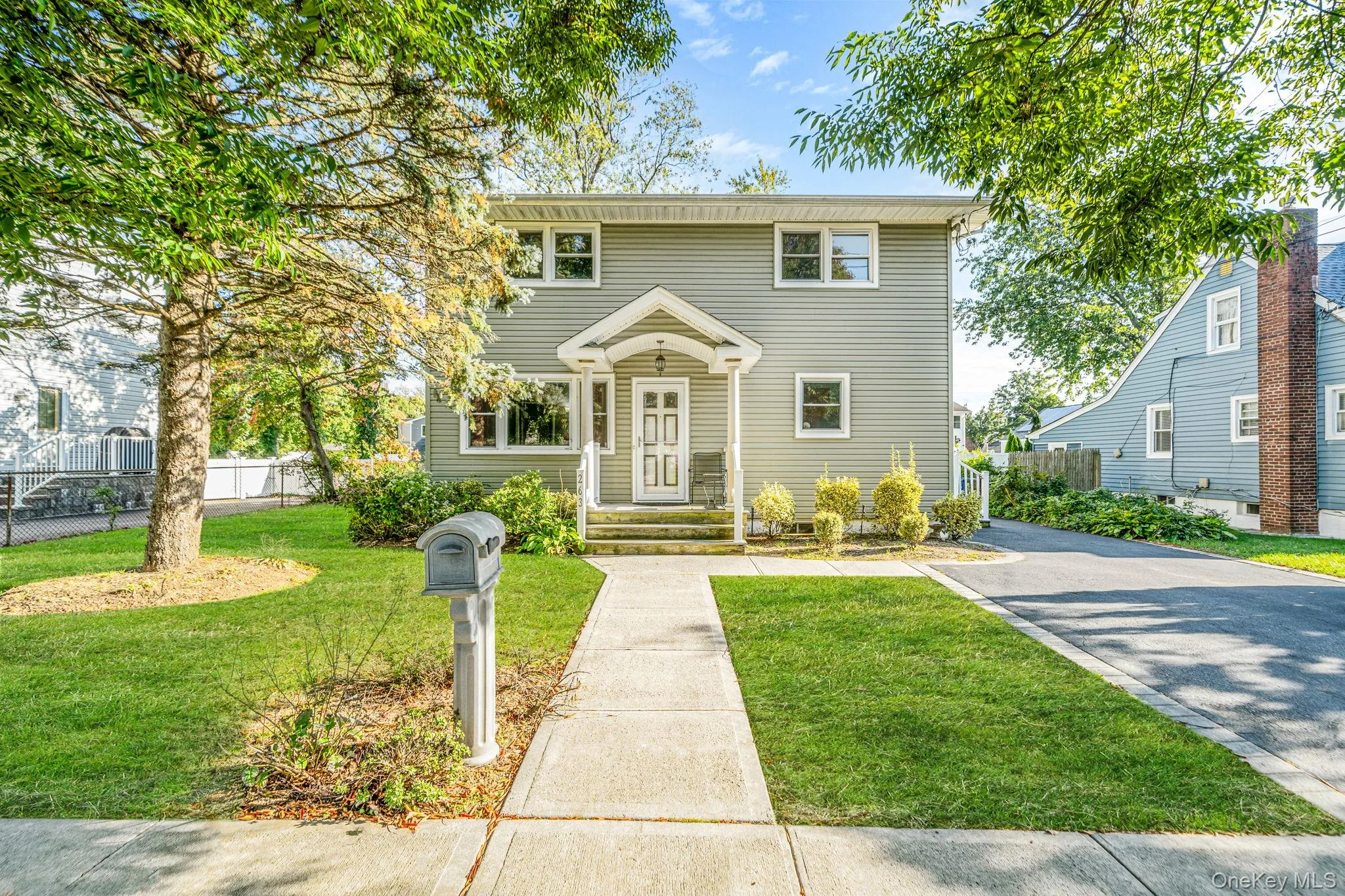 263 Waco Street, Babylon, NY, 4 Bedrooms Bedrooms, 8 Rooms Rooms,2 BathroomsBathrooms,Residential,For Rent,Waco,0,1062302 263 Waco Street, Babylon, NY, 4 Bedrooms Bedrooms, 8 Rooms Rooms,2 BathroomsBathrooms,Residential,For Rent,Waco,0,1062302