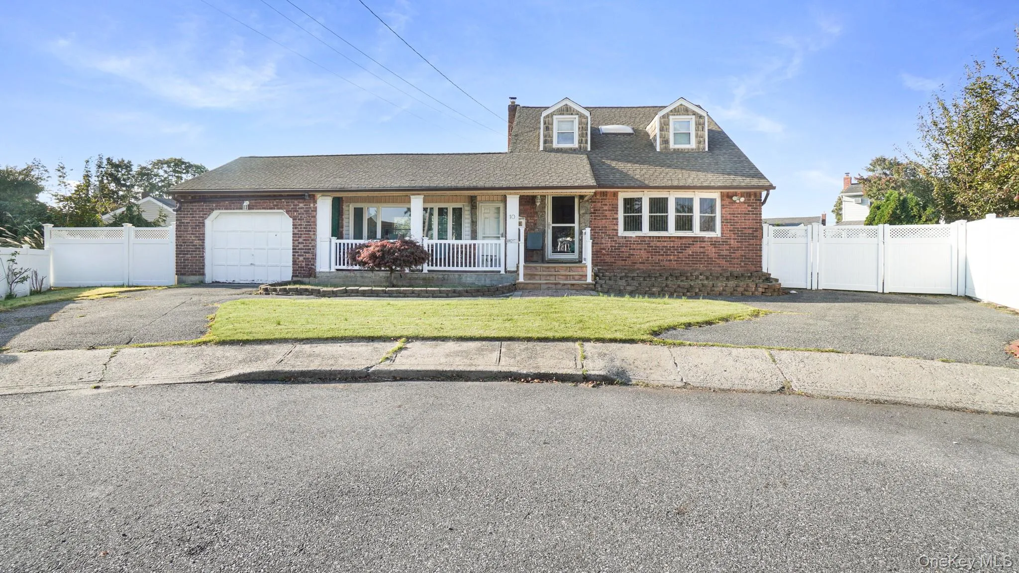 10 Victor Court, Oyster Bay, NY, 5 Bedrooms Bedrooms, 8 Rooms Rooms,3 BathroomsBathrooms,Residential,For Rent,Victor,0,1062308 10 Victor Court, Oyster Bay, NY, 5 Bedrooms Bedrooms, 8 Rooms Rooms,3 BathroomsBathrooms,Residential,For Rent,Victor,0,1062308