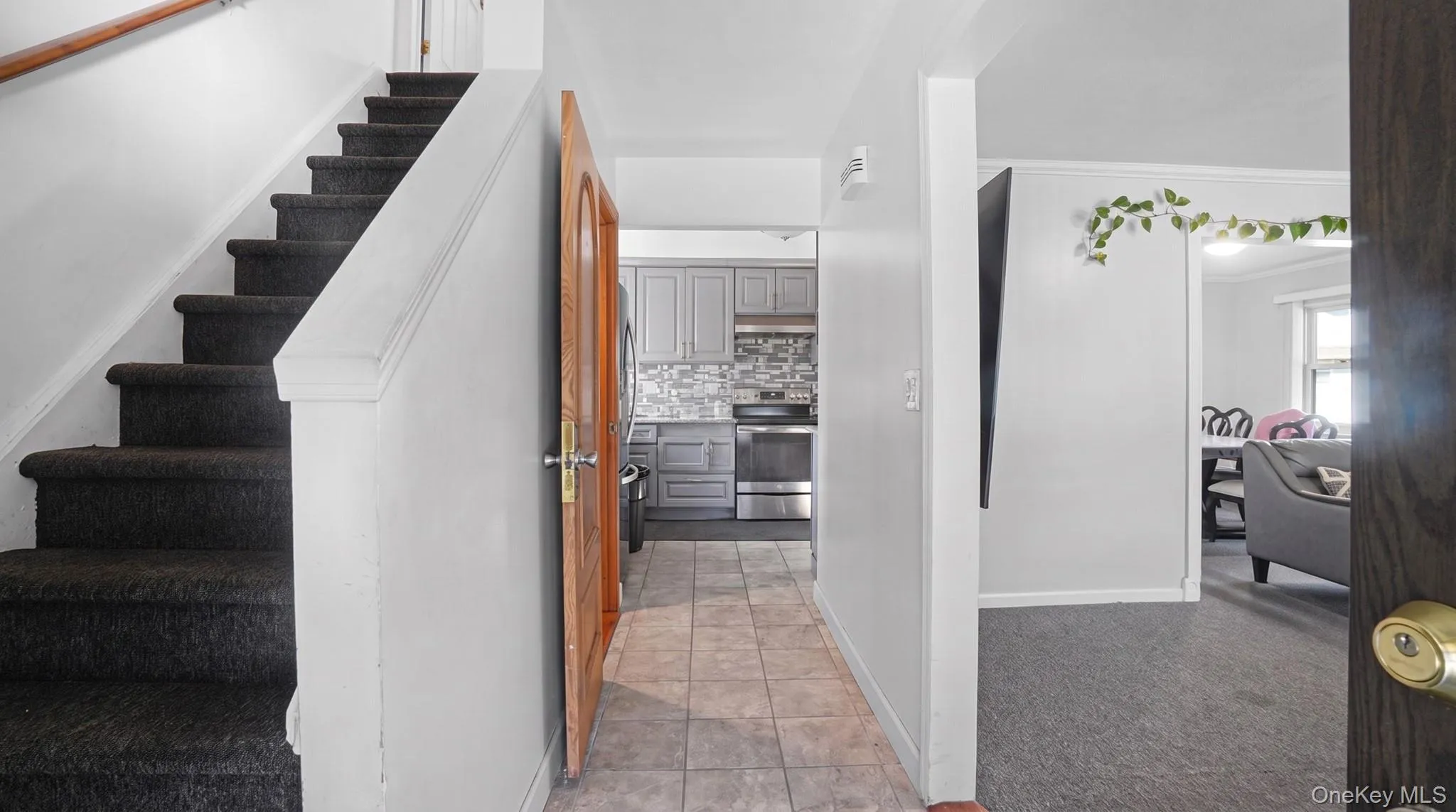 10 Victor Court, Oyster Bay, NY, 5 Bedrooms Bedrooms, 8 Rooms Rooms,3 BathroomsBathrooms,Residential,For Rent,Victor,0,1062308 10 Victor Court, Oyster Bay, NY, 5 Bedrooms Bedrooms, 8 Rooms Rooms,3 BathroomsBathrooms,Residential,For Rent,Victor,0,1062308