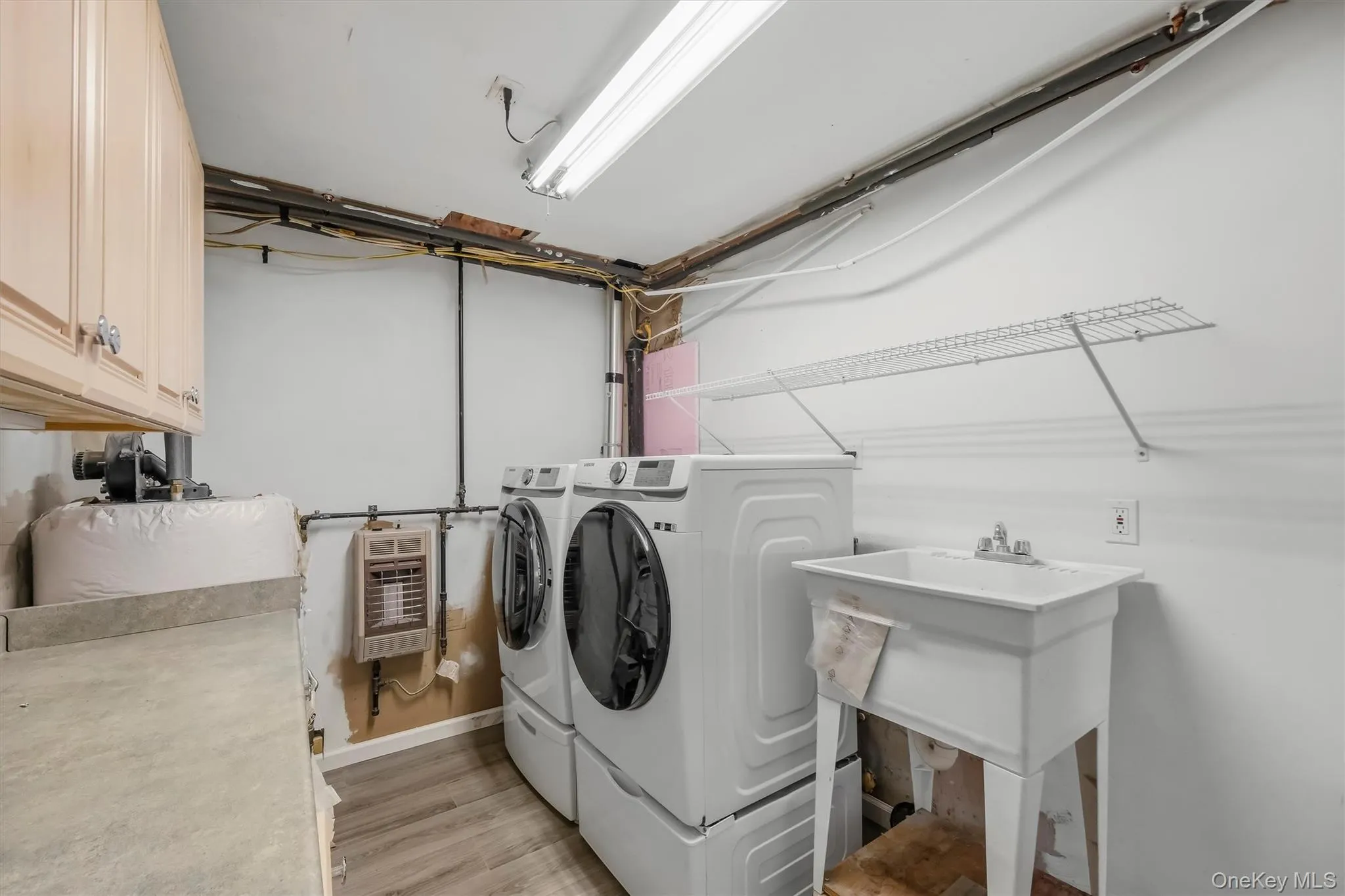 54 Daley Road, La Grange, NY, 3 Bedrooms Bedrooms, 10 Rooms Rooms,2 BathroomsBathrooms,Residential,For Rent,Daley,0,1062310 54 Daley Road, La Grange, NY, 3 Bedrooms Bedrooms, 10 Rooms Rooms,2 BathroomsBathrooms,Residential,For Rent,Daley,0,1062310