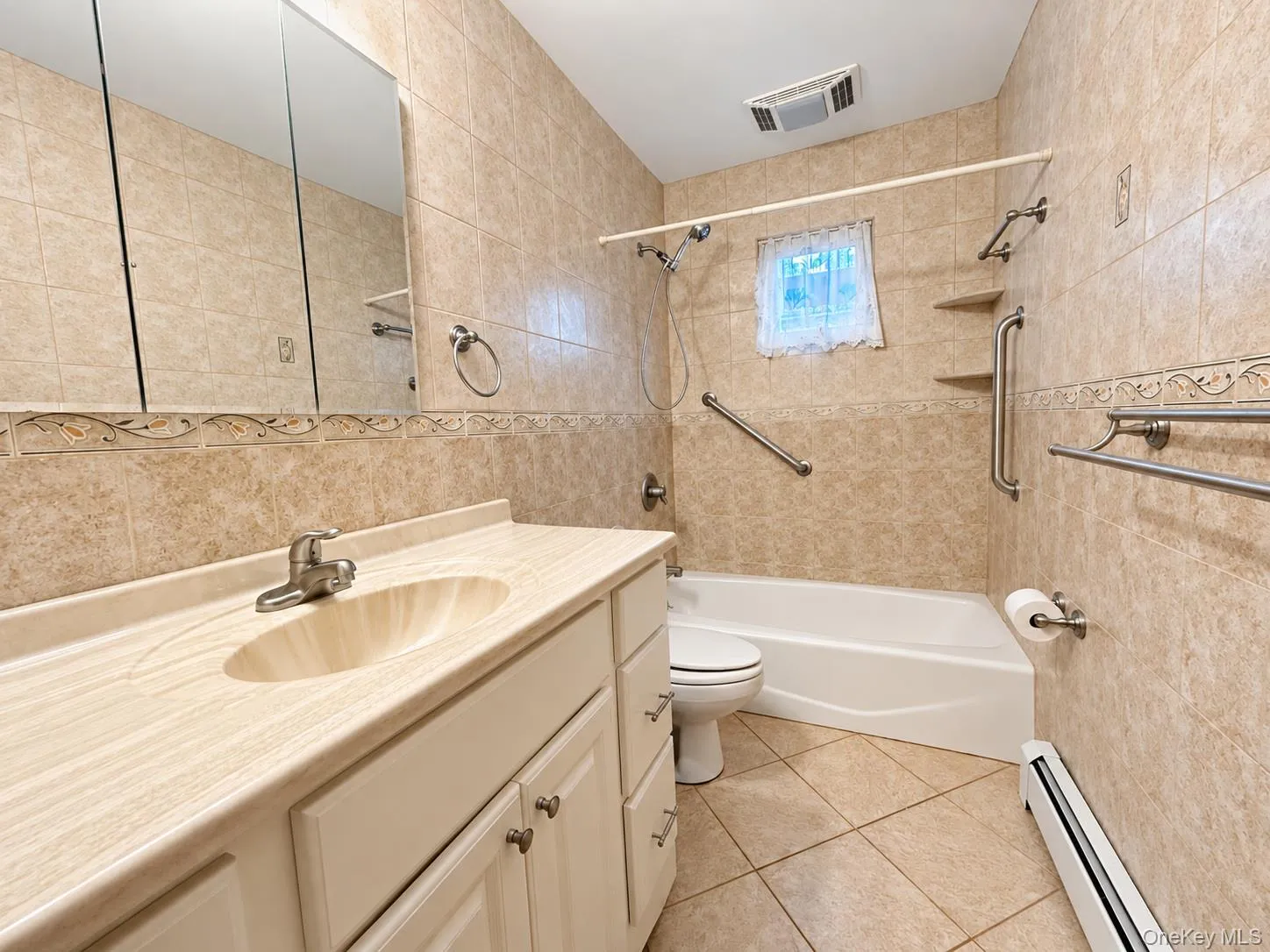 1073 Oakneck Road, Islip, NY, 3 Bedrooms Bedrooms, 7 Rooms Rooms,2 BathroomsBathrooms,Residential,For Rent,Oakneck,0,1062312 1073 Oakneck Road, Islip, NY, 3 Bedrooms Bedrooms, 7 Rooms Rooms,2 BathroomsBathrooms,Residential,For Rent,Oakneck,0,1062312