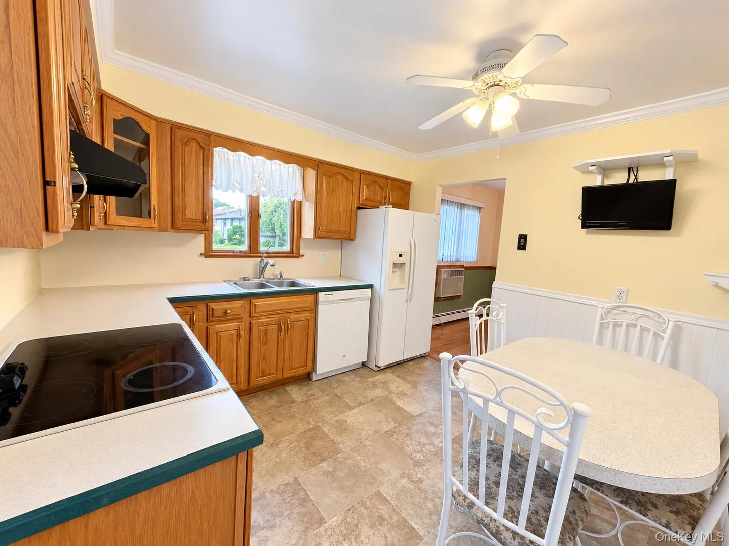 1073 Oakneck Road, Islip, NY, 3 Bedrooms Bedrooms, 7 Rooms Rooms,2 BathroomsBathrooms,Residential,For Rent,Oakneck,0,1062312 1073 Oakneck Road, Islip, NY, 3 Bedrooms Bedrooms, 7 Rooms Rooms,2 BathroomsBathrooms,Residential,For Rent,Oakneck,0,1062312