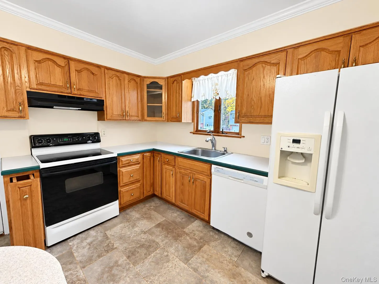 1073 Oakneck Road, Islip, NY, 3 Bedrooms Bedrooms, 7 Rooms Rooms,2 BathroomsBathrooms,Residential,For Rent,Oakneck,0,1062312 1073 Oakneck Road, Islip, NY, 3 Bedrooms Bedrooms, 7 Rooms Rooms,2 BathroomsBathrooms,Residential,For Rent,Oakneck,0,1062312