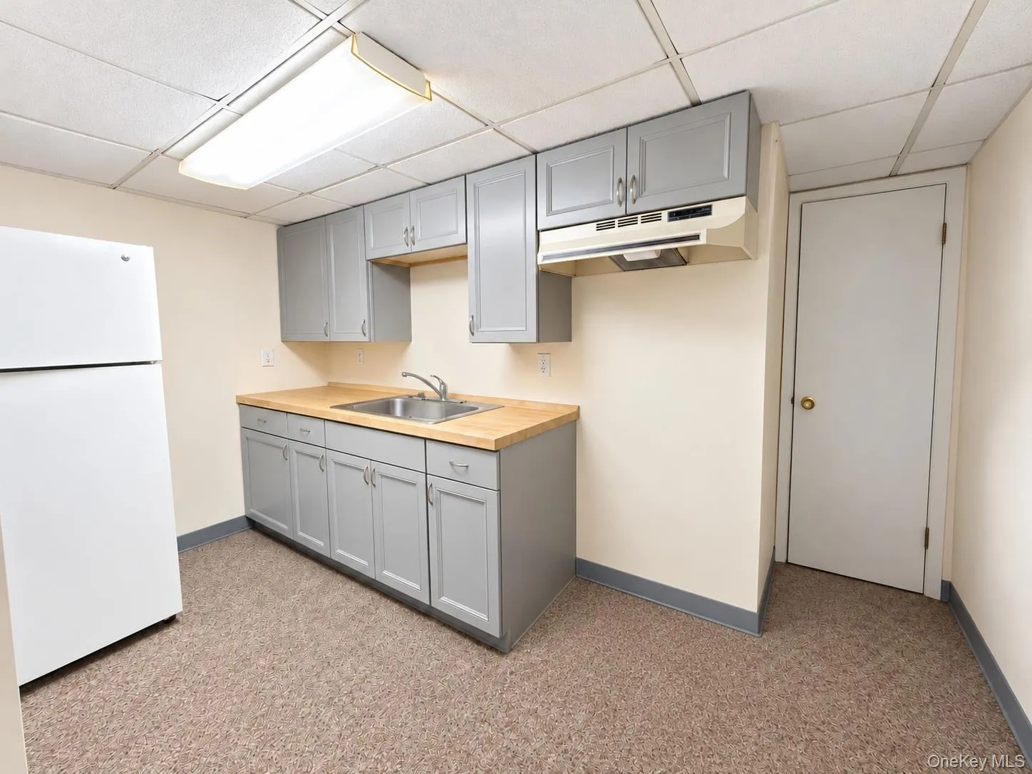 1073 Oakneck Road, Islip, NY, 3 Bedrooms Bedrooms, 7 Rooms Rooms,2 BathroomsBathrooms,Residential,For Rent,Oakneck,0,1062312 1073 Oakneck Road, Islip, NY, 3 Bedrooms Bedrooms, 7 Rooms Rooms,2 BathroomsBathrooms,Residential,For Rent,Oakneck,0,1062312