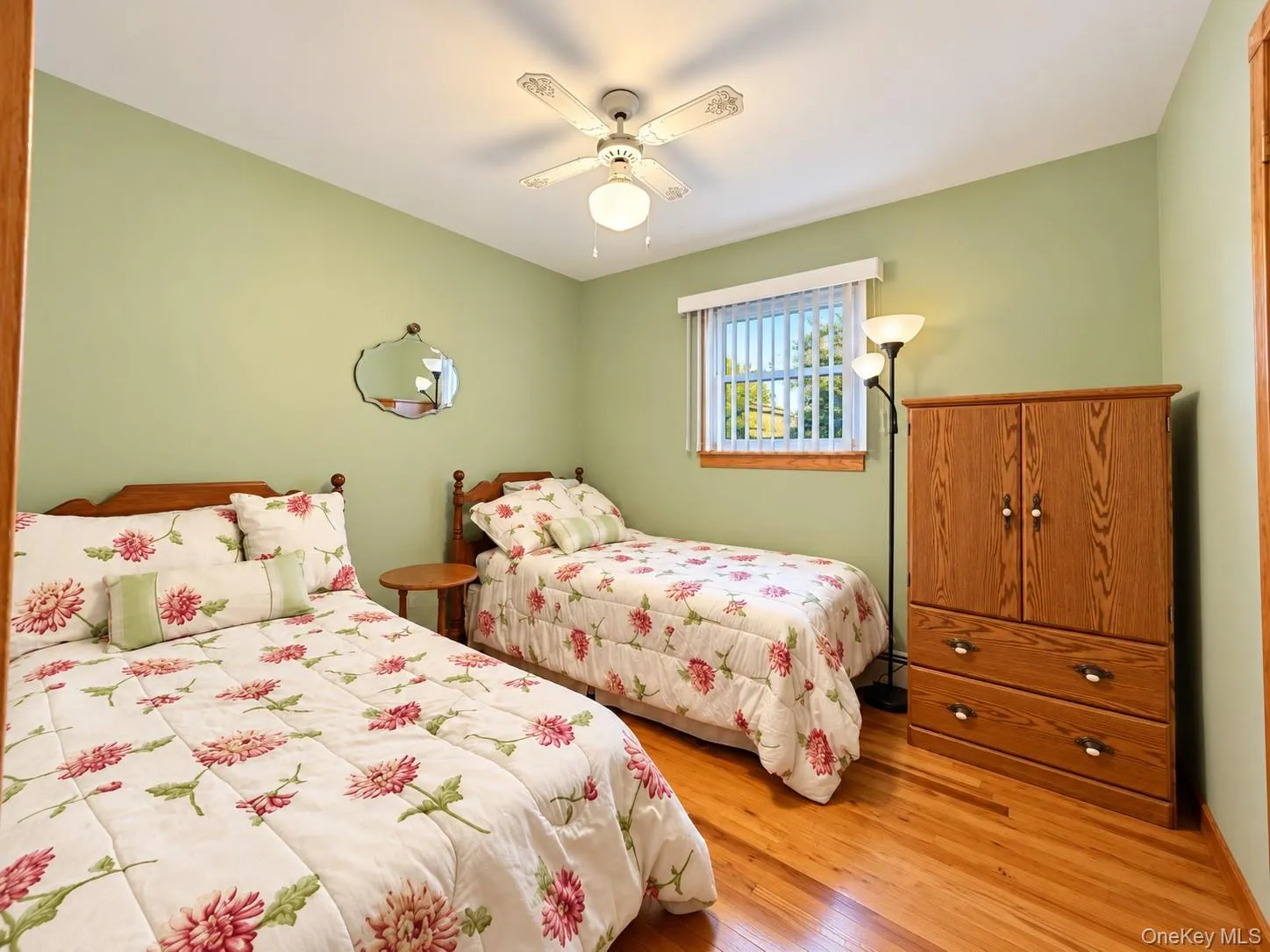 1073 Oakneck Road, Islip, NY, 3 Bedrooms Bedrooms, 7 Rooms Rooms,2 BathroomsBathrooms,Residential,For Rent,Oakneck,0,1062312 1073 Oakneck Road, Islip, NY, 3 Bedrooms Bedrooms, 7 Rooms Rooms,2 BathroomsBathrooms,Residential,For Rent,Oakneck,0,1062312
