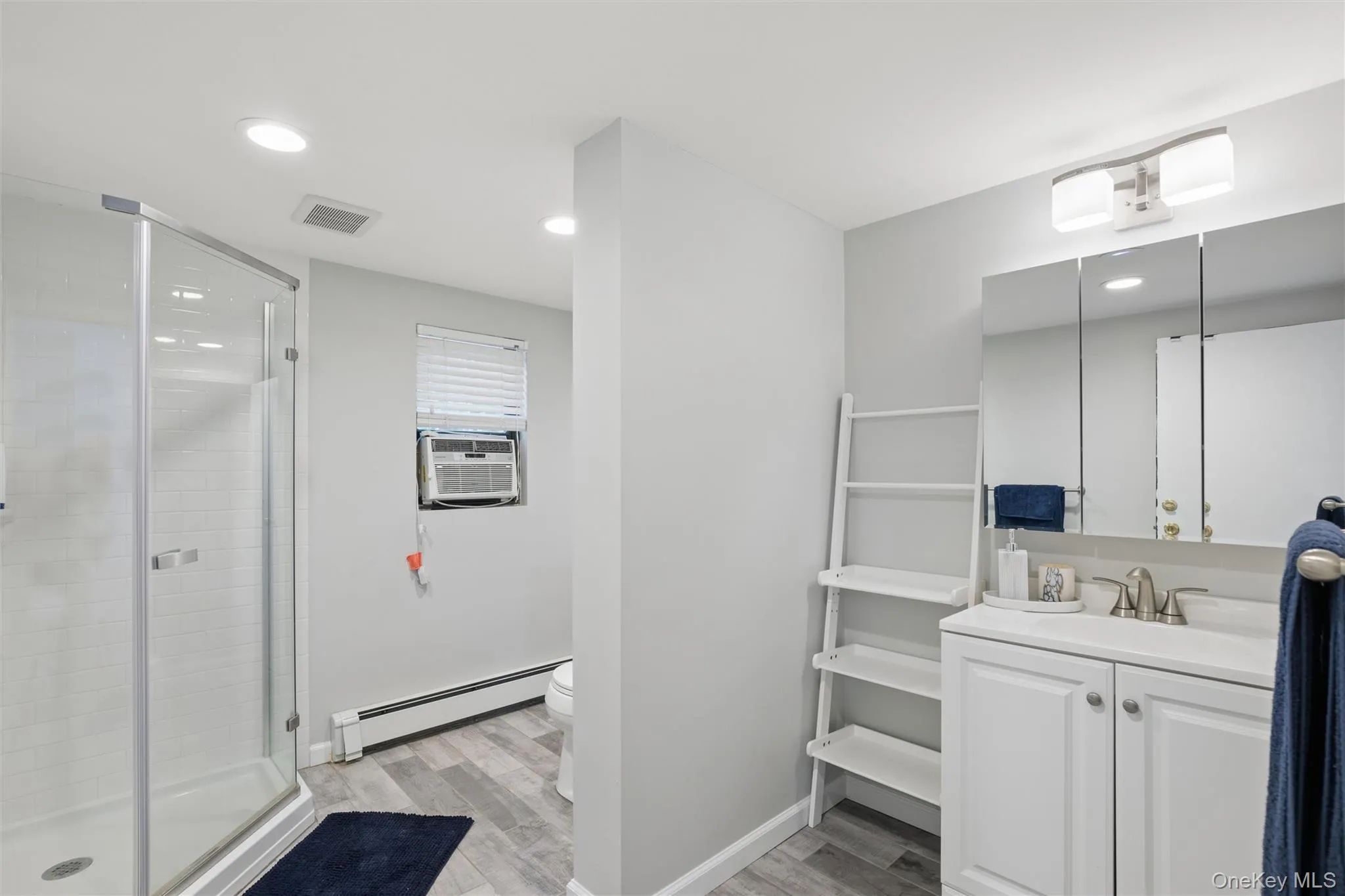 5 Ridings Road, Huntington, NY, 5 Bedrooms Bedrooms, 9 Rooms Rooms,3 BathroomsBathrooms,Residential,For Rent,Ridings,0,1062324 5 Ridings Road, Huntington, NY, 5 Bedrooms Bedrooms, 9 Rooms Rooms,3 BathroomsBathrooms,Residential,For Rent,Ridings,0,1062324