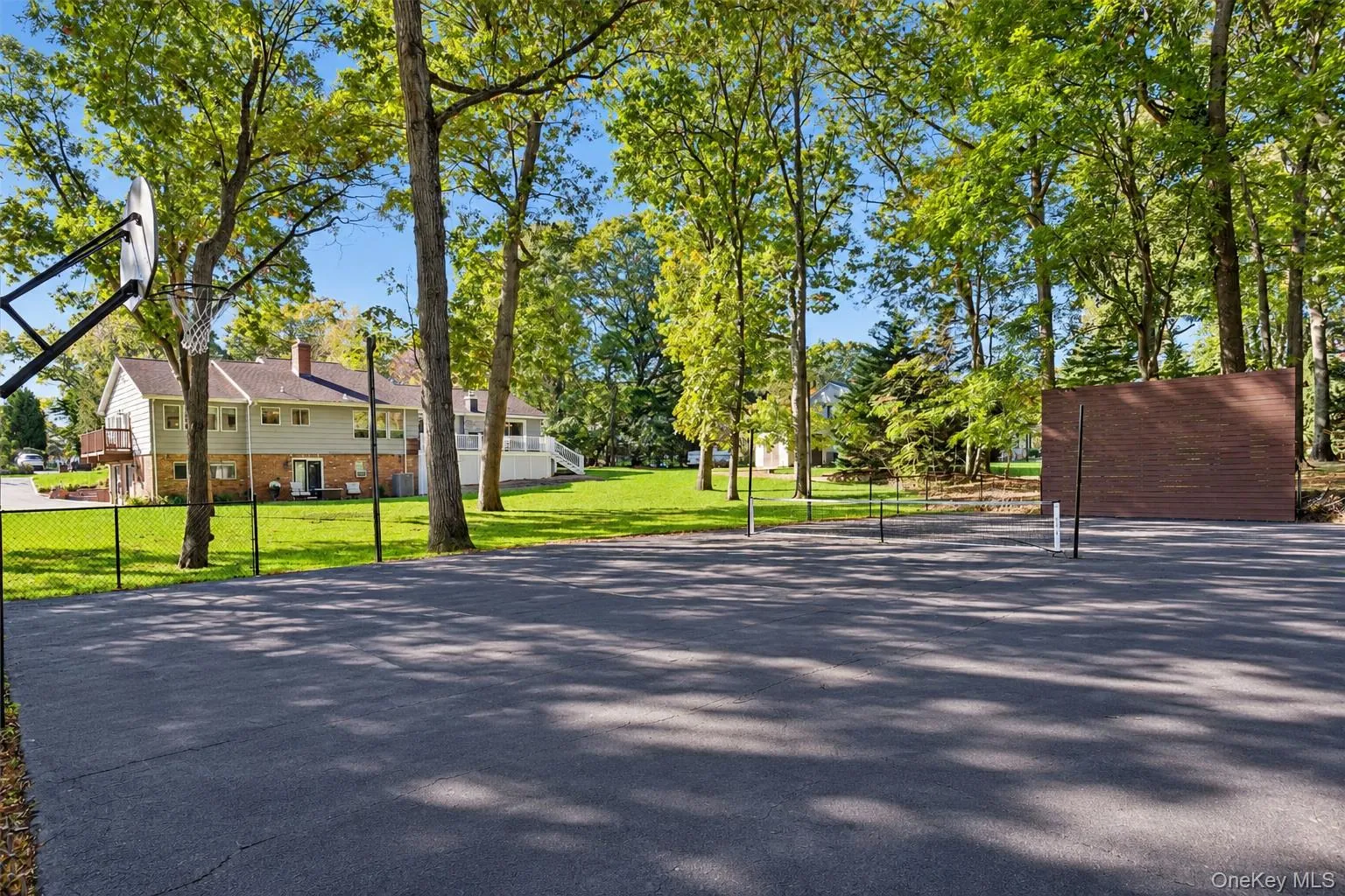 5 Ridings Road, Huntington, NY, 5 Bedrooms Bedrooms, 9 Rooms Rooms,3 BathroomsBathrooms,Residential,For Rent,Ridings,0,1062324 5 Ridings Road, Huntington, NY, 5 Bedrooms Bedrooms, 9 Rooms Rooms,3 BathroomsBathrooms,Residential,For Rent,Ridings,0,1062324