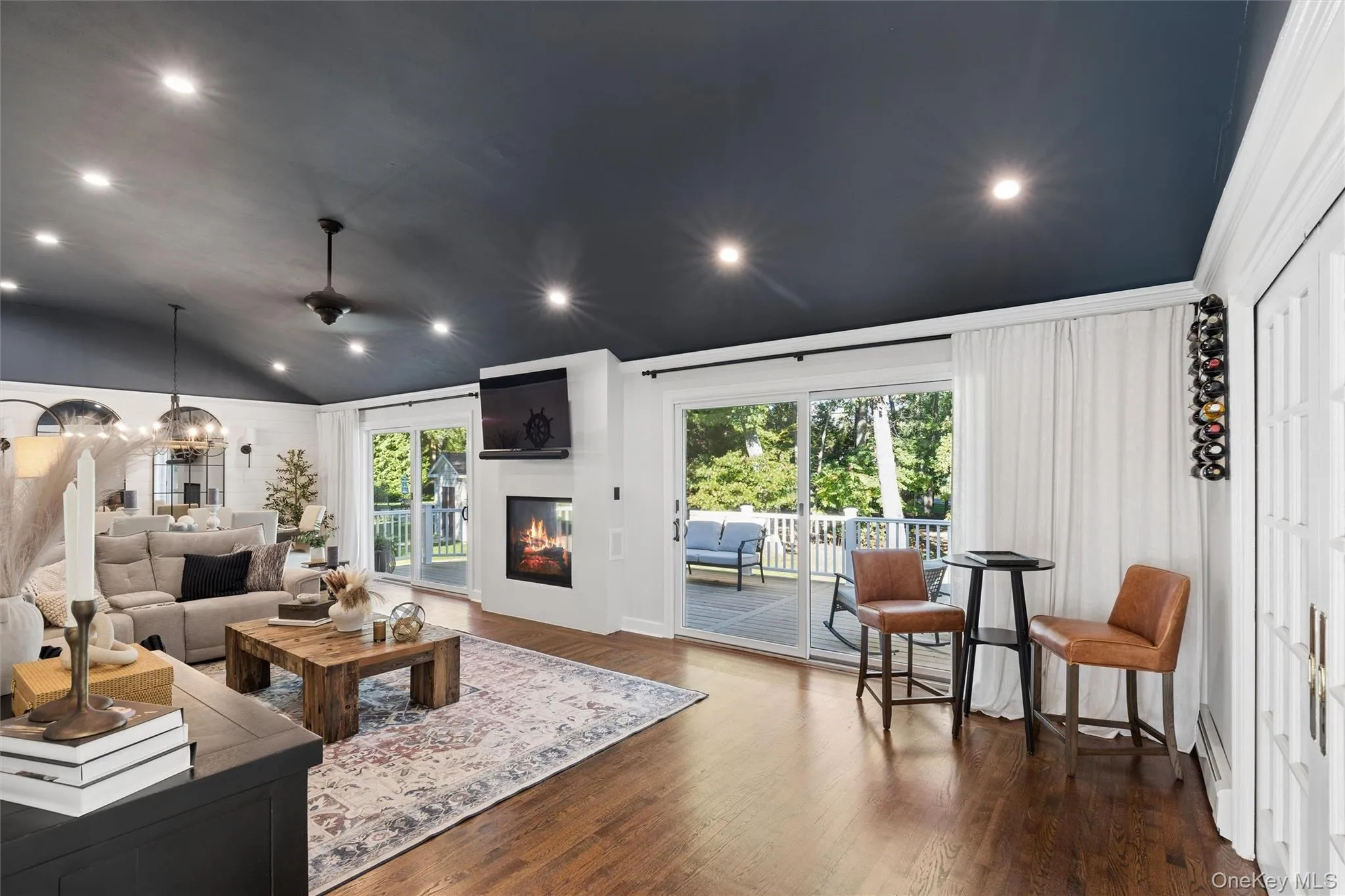 5 Ridings Road, Huntington, NY, 5 Bedrooms Bedrooms, 9 Rooms Rooms,3 BathroomsBathrooms,Residential,For Rent,Ridings,0,1062324 5 Ridings Road, Huntington, NY, 5 Bedrooms Bedrooms, 9 Rooms Rooms,3 BathroomsBathrooms,Residential,For Rent,Ridings,0,1062324