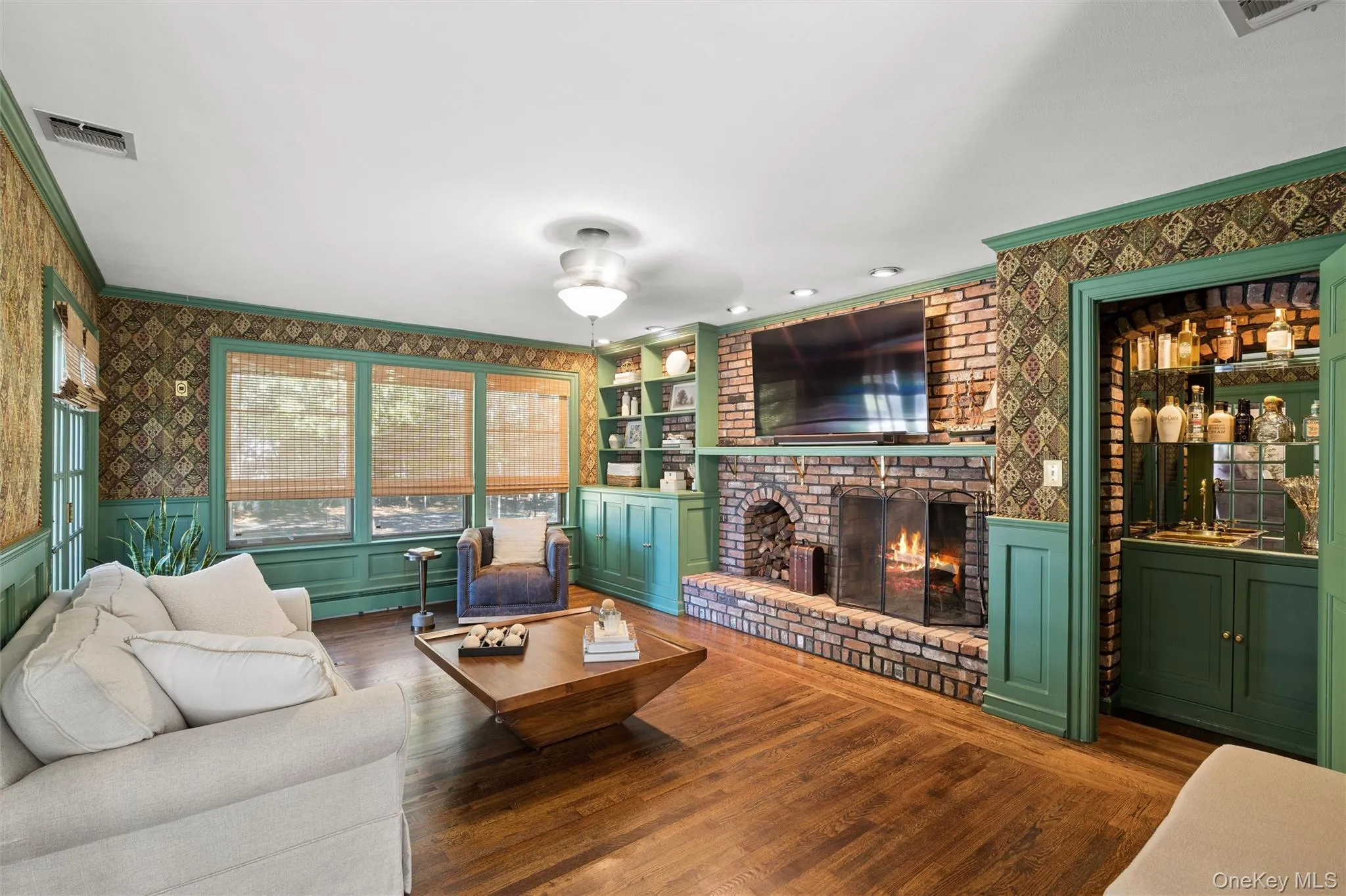 5 Ridings Road, Huntington, NY, 5 Bedrooms Bedrooms, 9 Rooms Rooms,3 BathroomsBathrooms,Residential,For Rent,Ridings,0,1062324 5 Ridings Road, Huntington, NY, 5 Bedrooms Bedrooms, 9 Rooms Rooms,3 BathroomsBathrooms,Residential,For Rent,Ridings,0,1062324
