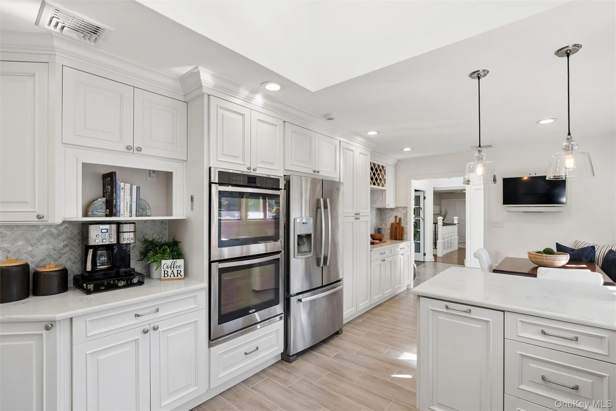 5 Ridings Road, Huntington, NY, 5 Bedrooms Bedrooms, 9 Rooms Rooms,3 BathroomsBathrooms,Residential,For Rent,Ridings,0,1062324 5 Ridings Road, Huntington, NY, 5 Bedrooms Bedrooms, 9 Rooms Rooms,3 BathroomsBathrooms,Residential,For Rent,Ridings,0,1062324