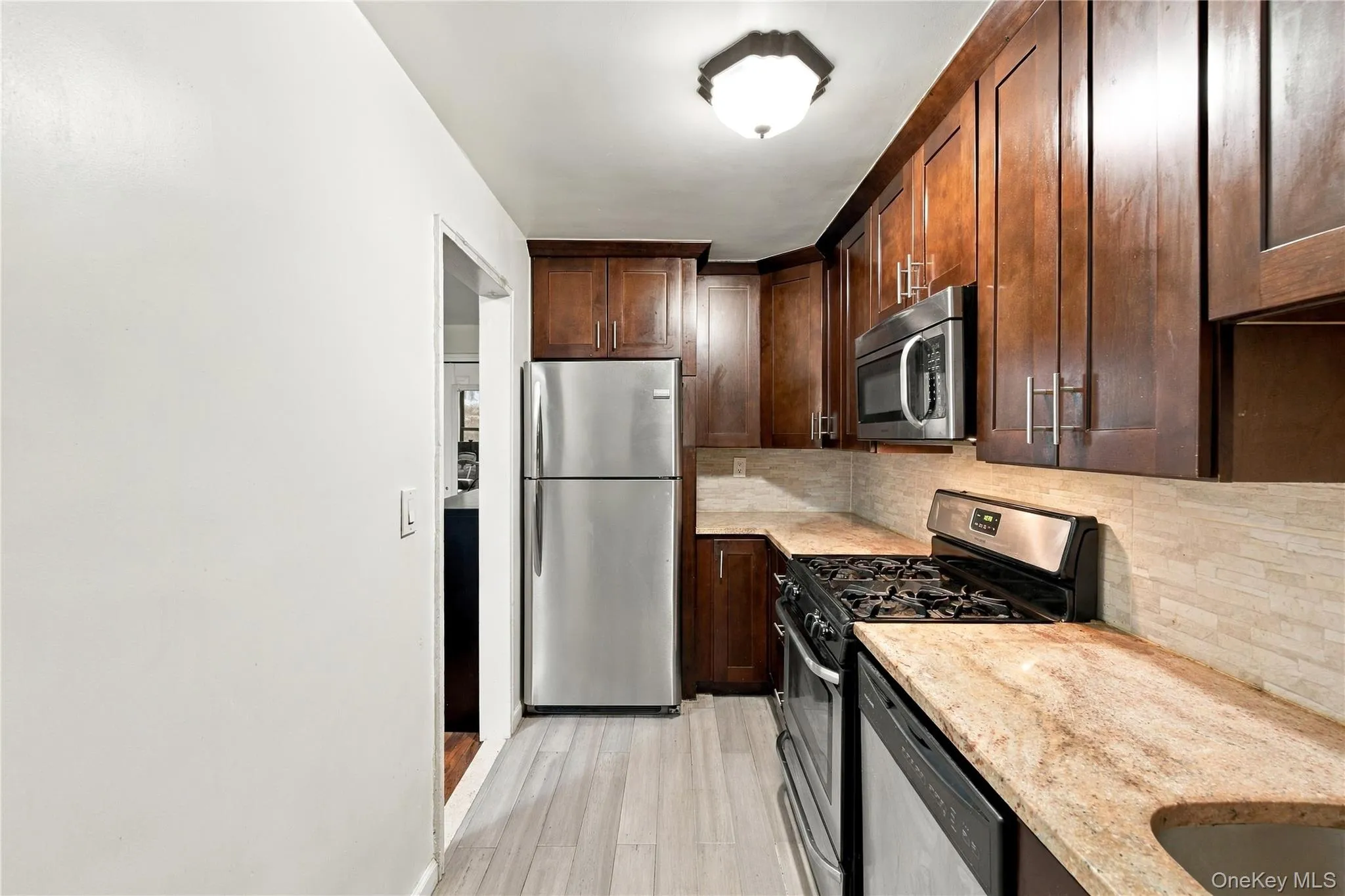 105-07 66th Road, New York, NY, 1 Bedroom Bedrooms, 3 Rooms Rooms,1 BathroomBathrooms,Residential,For Rent,66th,0,1062338 105-07 66th Road, New York, NY, 1 Bedroom Bedrooms, 3 Rooms Rooms,1 BathroomBathrooms,Residential,For Rent,66th,0,1062338