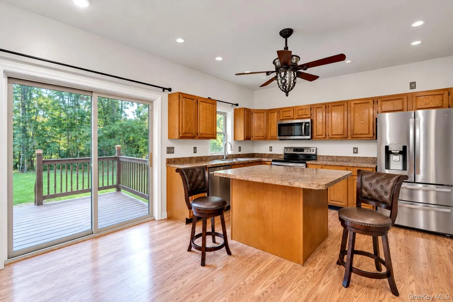 260 Deforest Road, Huntington, NY, 8 Bedrooms Bedrooms, 14 Rooms Rooms,7 BathroomsBathrooms,Residential,For Rent,Deforest,0,1062339 260 Deforest Road, Huntington, NY, 8 Bedrooms Bedrooms, 14 Rooms Rooms,7 BathroomsBathrooms,Residential,For Rent,Deforest,0,1062339