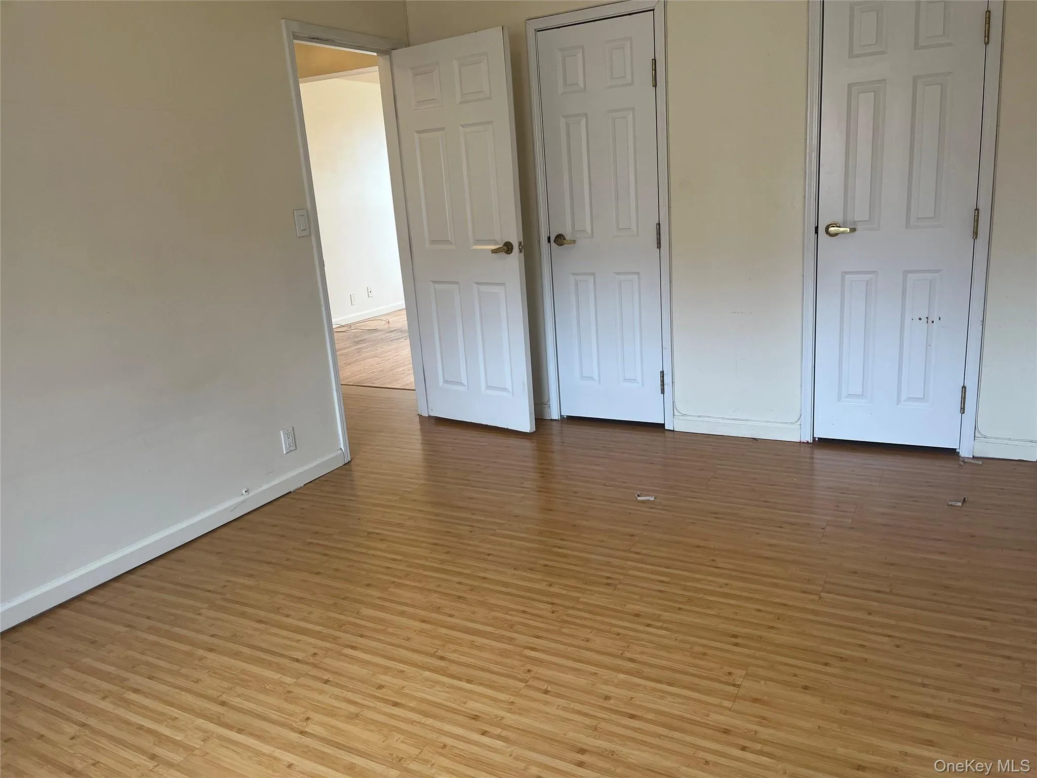 208-09 41 Avenue, New York, NY, 2 Bedrooms Bedrooms, 4 Rooms Rooms,1 BathroomBathrooms,Residential Lease,For Rent,41,0,1062341 208-09 41 Avenue, New York, NY, 2 Bedrooms Bedrooms, 4 Rooms Rooms,1 BathroomBathrooms,Residential Lease,For Rent,41,0,1062341