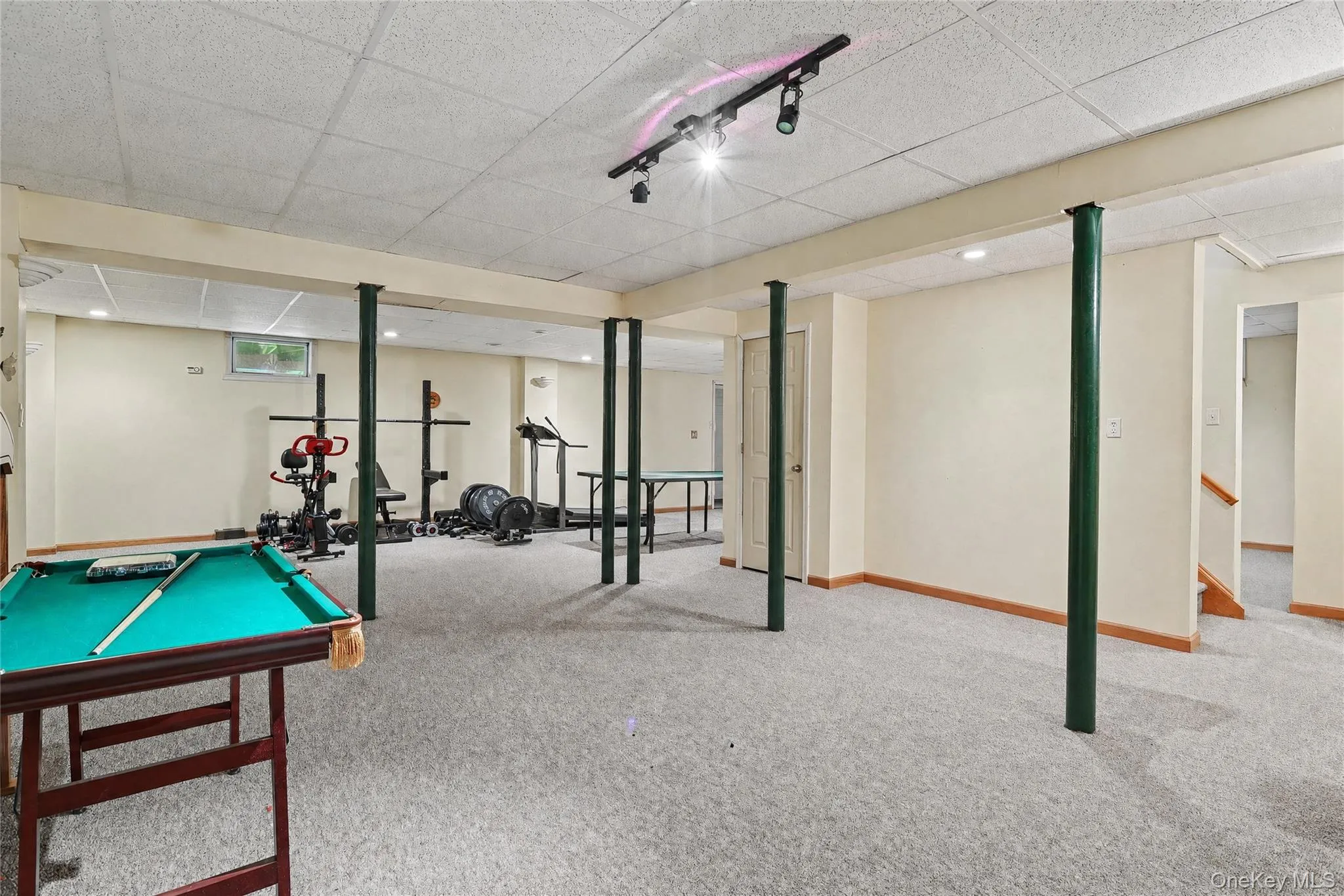 14 Blue Heron Road, Clarkstown, NY, 4 Bedrooms Bedrooms, 10 Rooms Rooms,2 BathroomsBathrooms,Residential,For Rent,Blue Heron,0,1062351 14 Blue Heron Road, Clarkstown, NY, 4 Bedrooms Bedrooms, 10 Rooms Rooms,2 BathroomsBathrooms,Residential,For Rent,Blue Heron,0,1062351