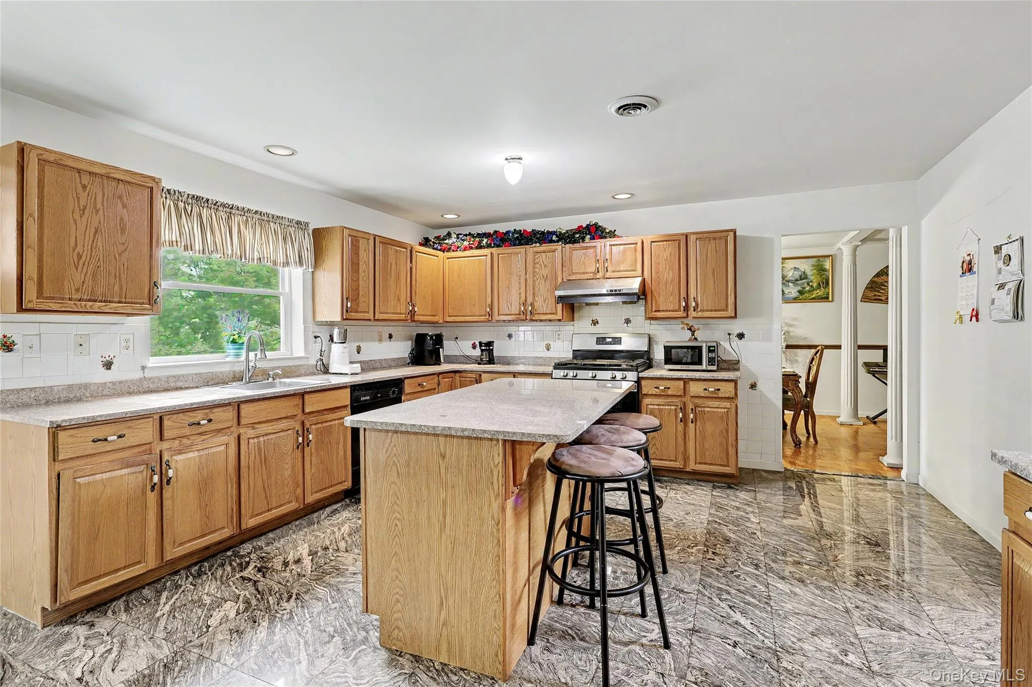 14 Blue Heron Road, Clarkstown, NY, 4 Bedrooms Bedrooms, 10 Rooms Rooms,2 BathroomsBathrooms,Residential,For Rent,Blue Heron,0,1062351 14 Blue Heron Road, Clarkstown, NY, 4 Bedrooms Bedrooms, 10 Rooms Rooms,2 BathroomsBathrooms,Residential,For Rent,Blue Heron,0,1062351