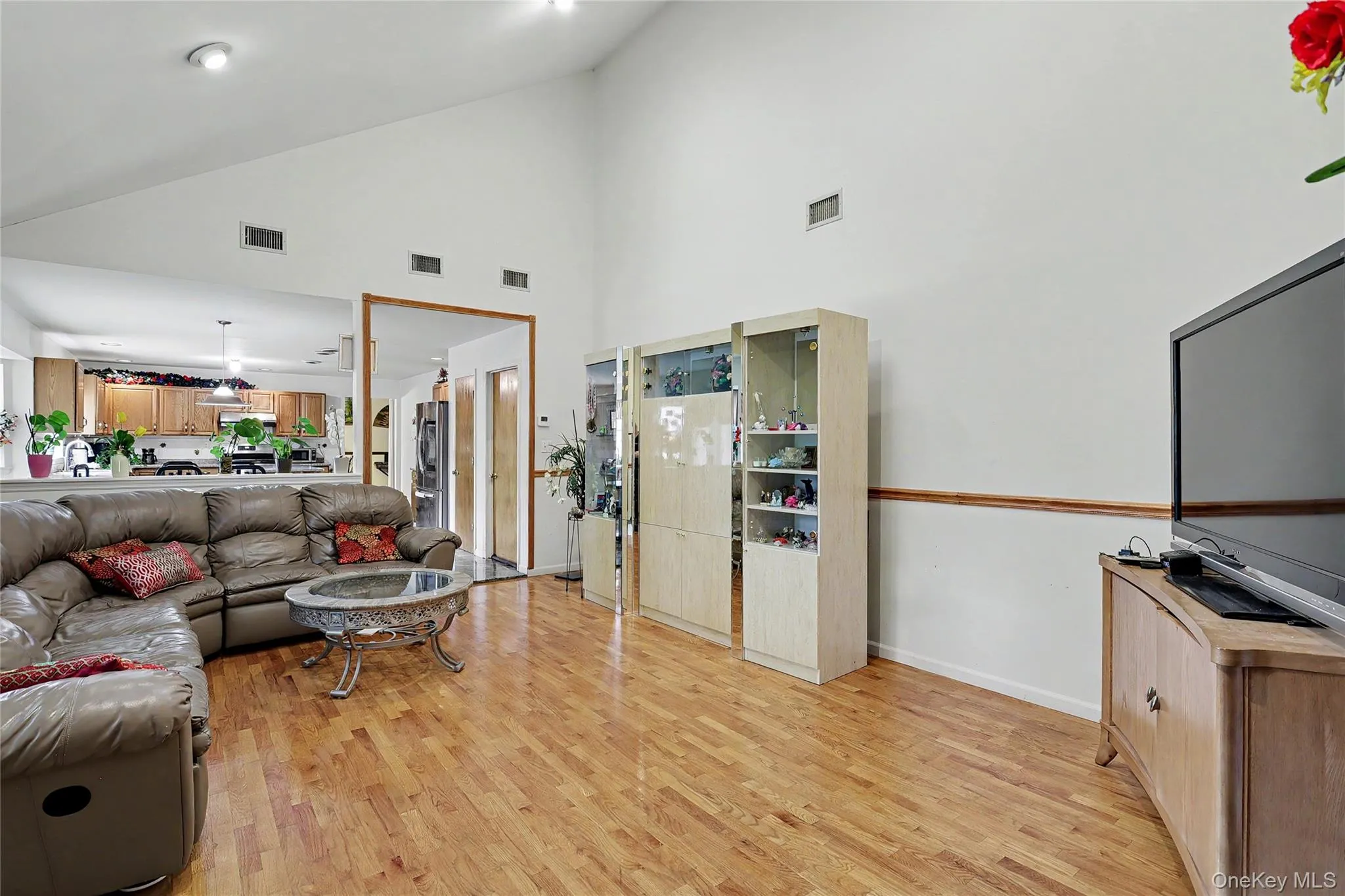 14 Blue Heron Road, Clarkstown, NY, 4 Bedrooms Bedrooms, 10 Rooms Rooms,2 BathroomsBathrooms,Residential,For Rent,Blue Heron,0,1062351 14 Blue Heron Road, Clarkstown, NY, 4 Bedrooms Bedrooms, 10 Rooms Rooms,2 BathroomsBathrooms,Residential,For Rent,Blue Heron,0,1062351