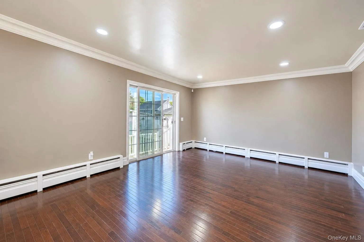 1050 Broome Avenue, Babylon, NY, 5 Bedrooms Bedrooms, 8 Rooms Rooms,2 BathroomsBathrooms,Residential Lease,For Rent,Broome,0,1062355 1050 Broome Avenue, Babylon, NY, 5 Bedrooms Bedrooms, 8 Rooms Rooms,2 BathroomsBathrooms,Residential Lease,For Rent,Broome,0,1062355