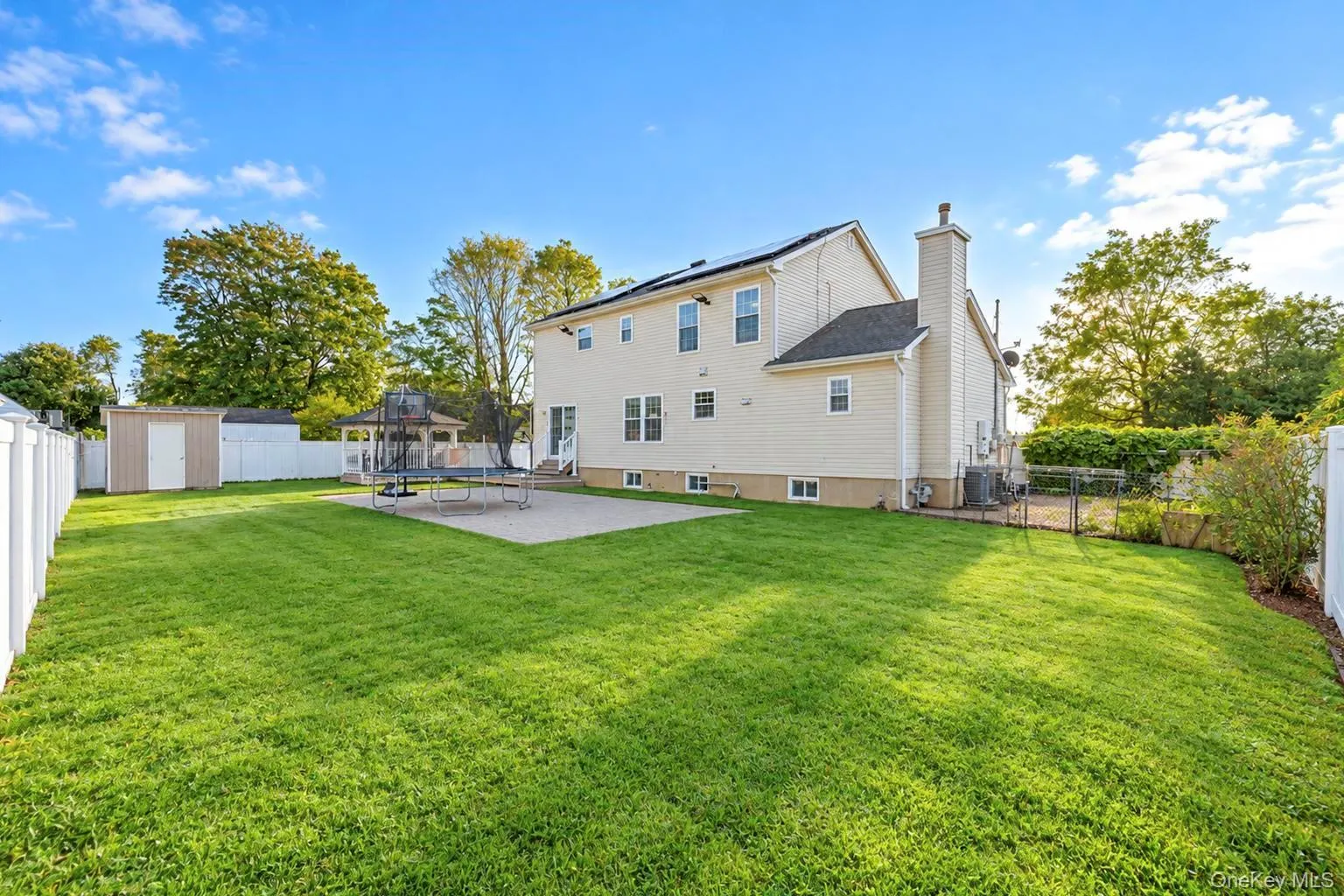 1050 Broome Avenue, Babylon, NY, 5 Bedrooms Bedrooms, 8 Rooms Rooms,2 BathroomsBathrooms,Residential Lease,For Rent,Broome,0,1062355 1050 Broome Avenue, Babylon, NY, 5 Bedrooms Bedrooms, 8 Rooms Rooms,2 BathroomsBathrooms,Residential Lease,For Rent,Broome,0,1062355