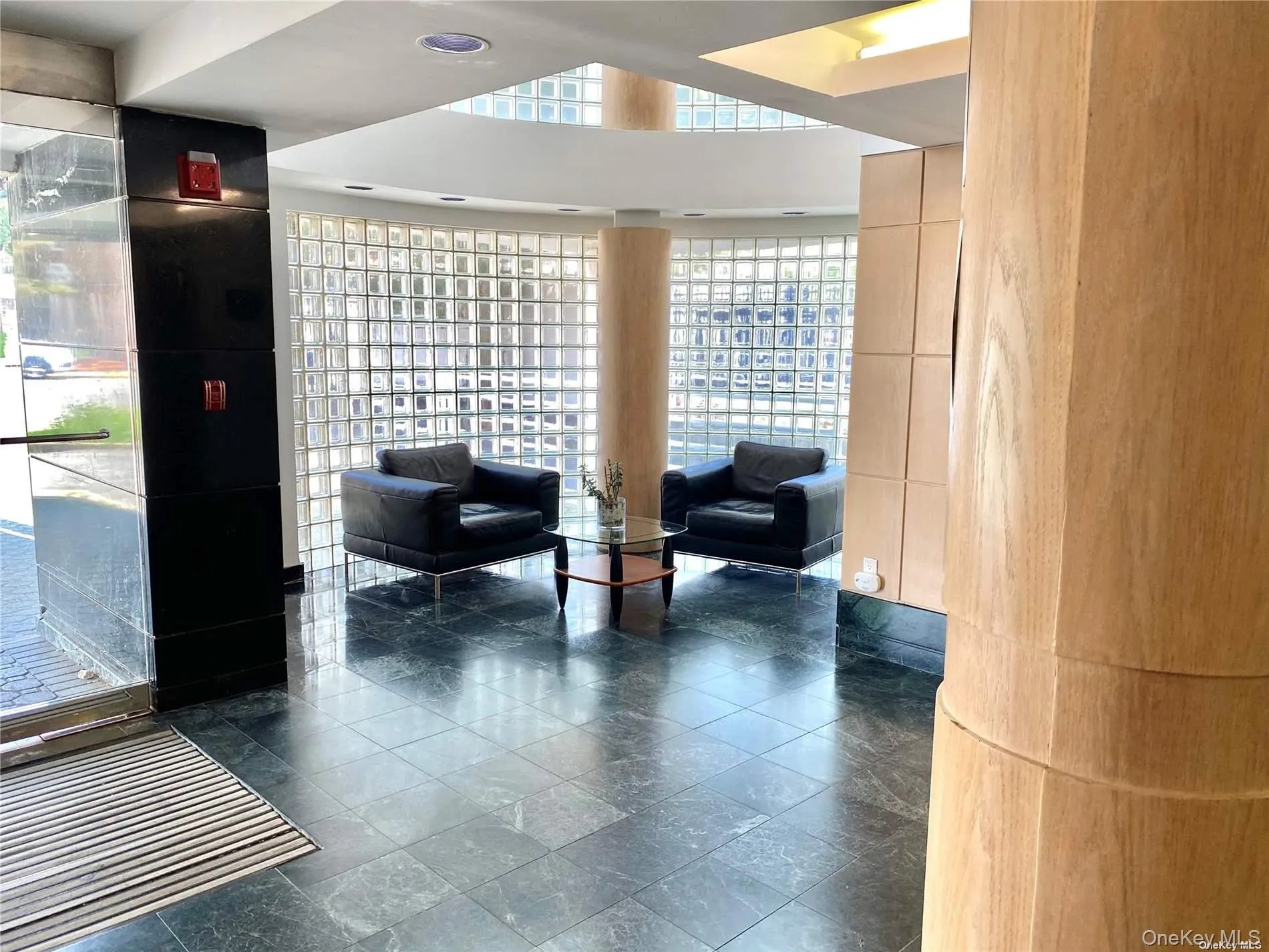 88 Cuttermill Road road, North Hempstead, NY, 1 Bedroom Bedrooms, 3 Rooms Rooms,1 BathroomBathrooms,Residential Lease,For Rent,road,0,1062357 88 Cuttermill Road road, North Hempstead, NY, 1 Bedroom Bedrooms, 3 Rooms Rooms,1 BathroomBathrooms,Residential Lease,For Rent,road,0,1062357